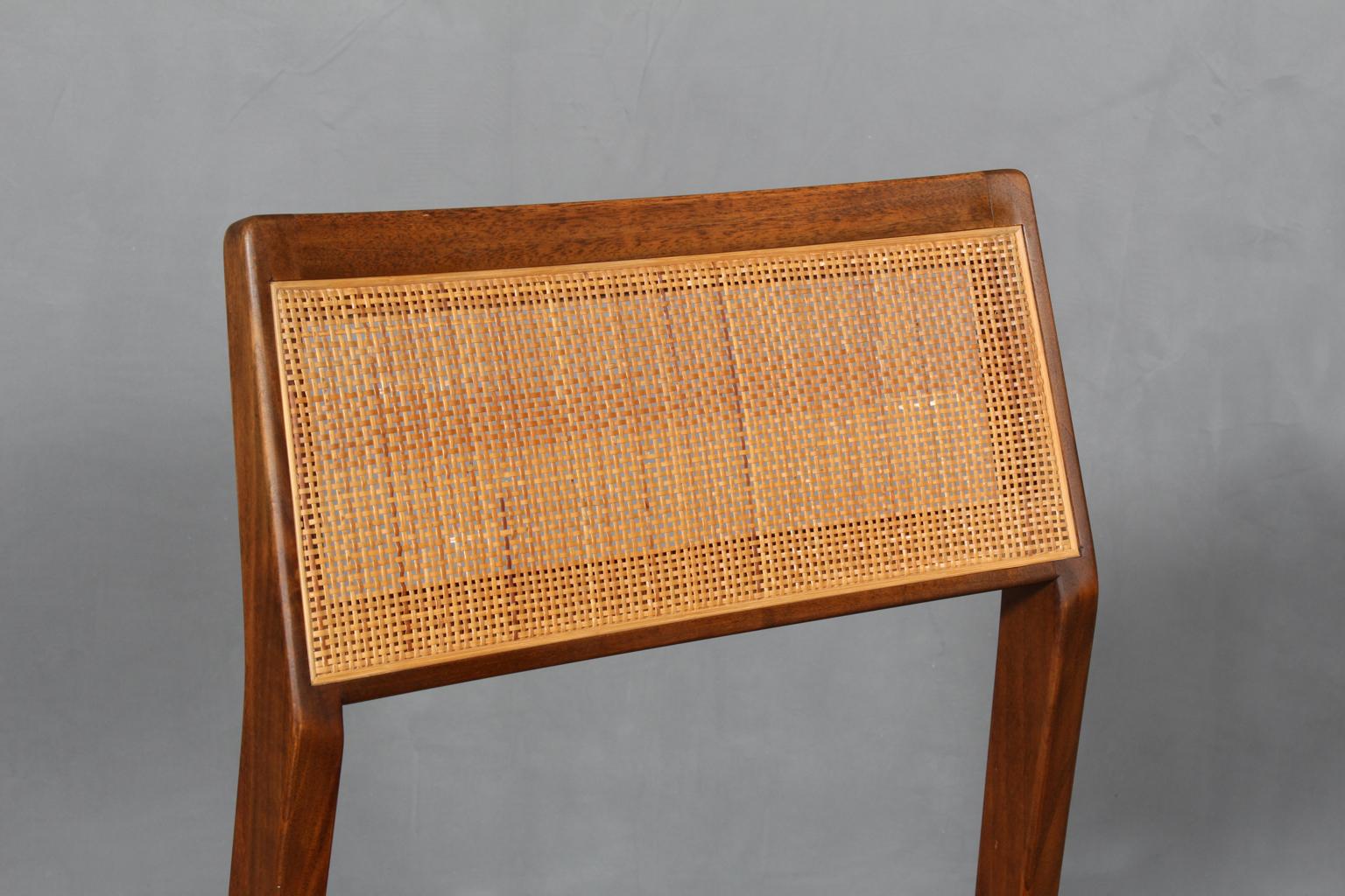 Scandinavian Modern Jens Risom Lounge Chair, Teak