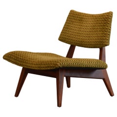 Jens Risom Lounge Chair U-416 in Oiled Walnut