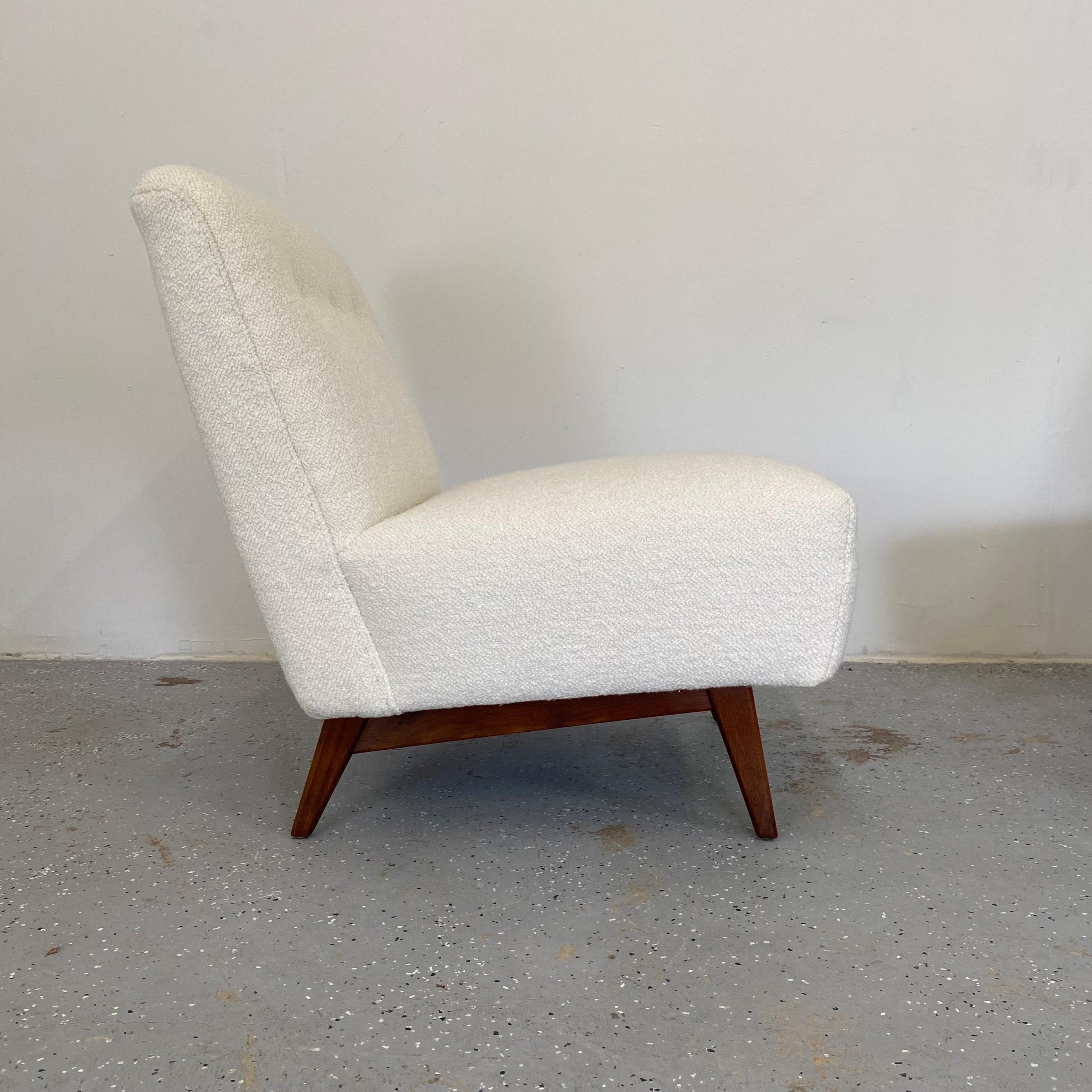 Mid-Century Modern Jens Risom Lounge Chairs, a Pair