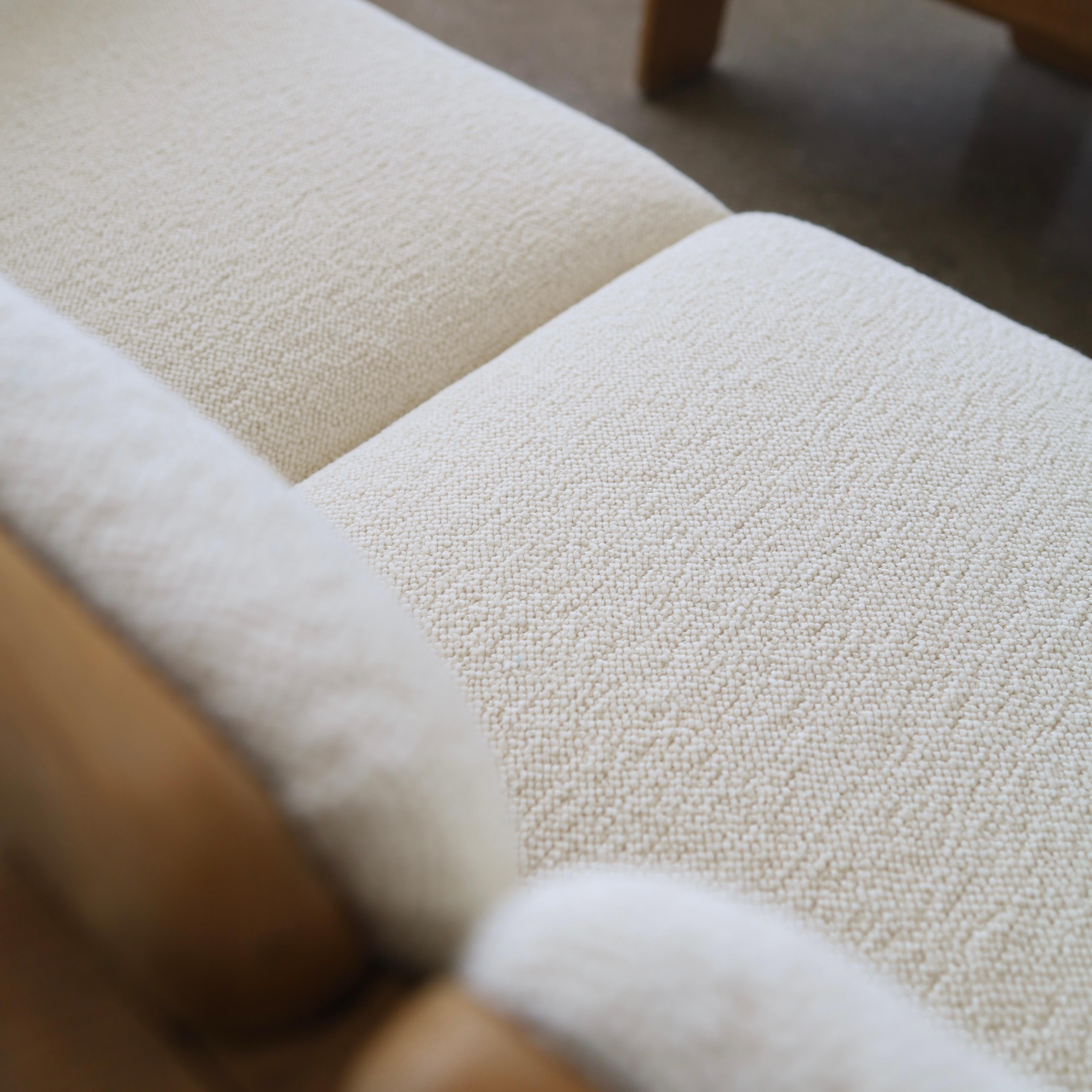 Jens Risom Loveseats, a pair For Sale 3