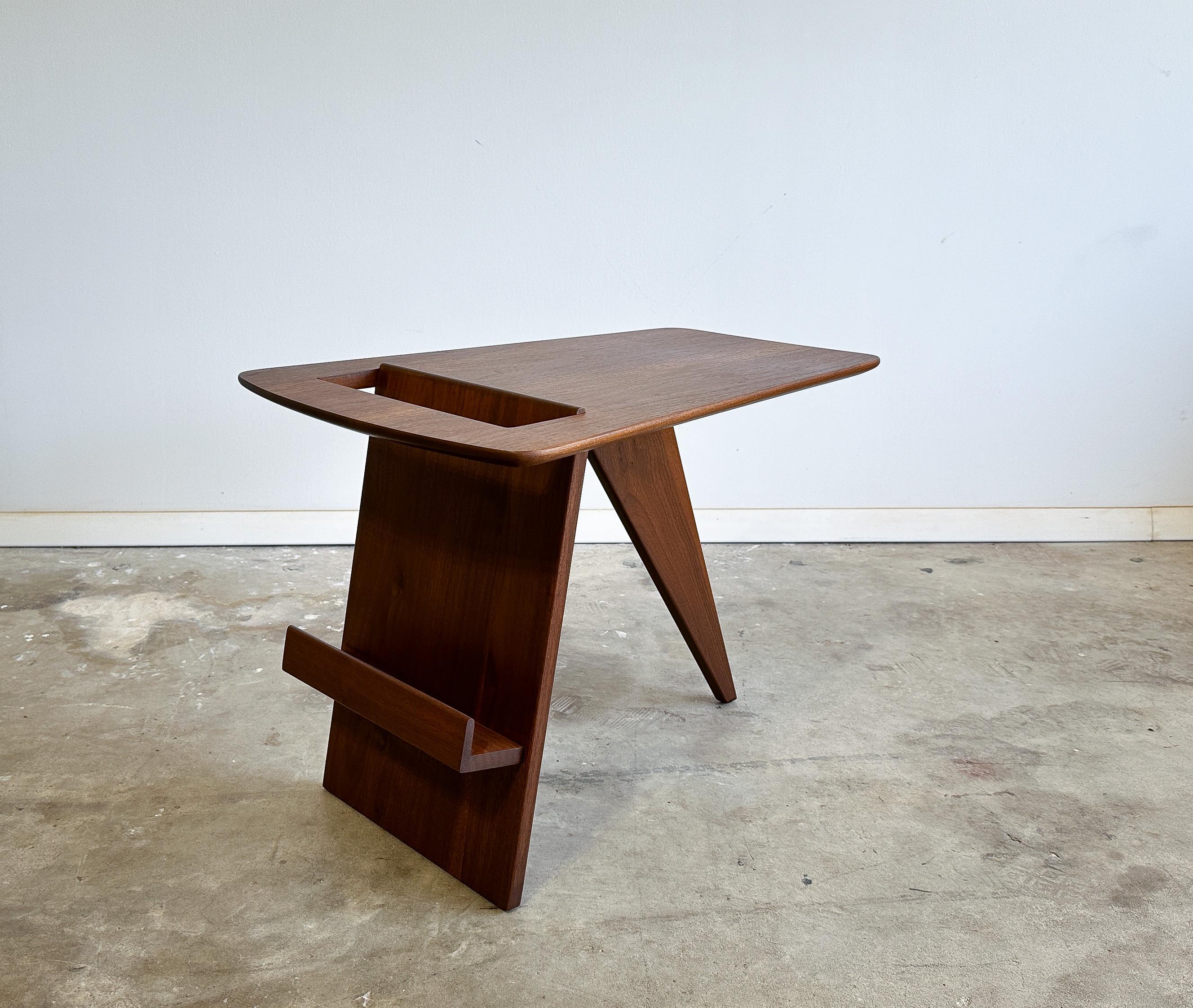 Mid-Century Modern Jens Risom Magazine Side Table, Model T539, USA, 1940s