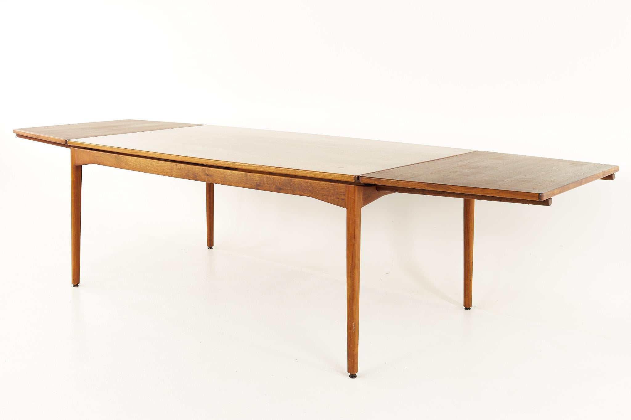Jens Risom MCM Walnut Dining Table Hidden Leaf Dining Table with 2 Leaves 4