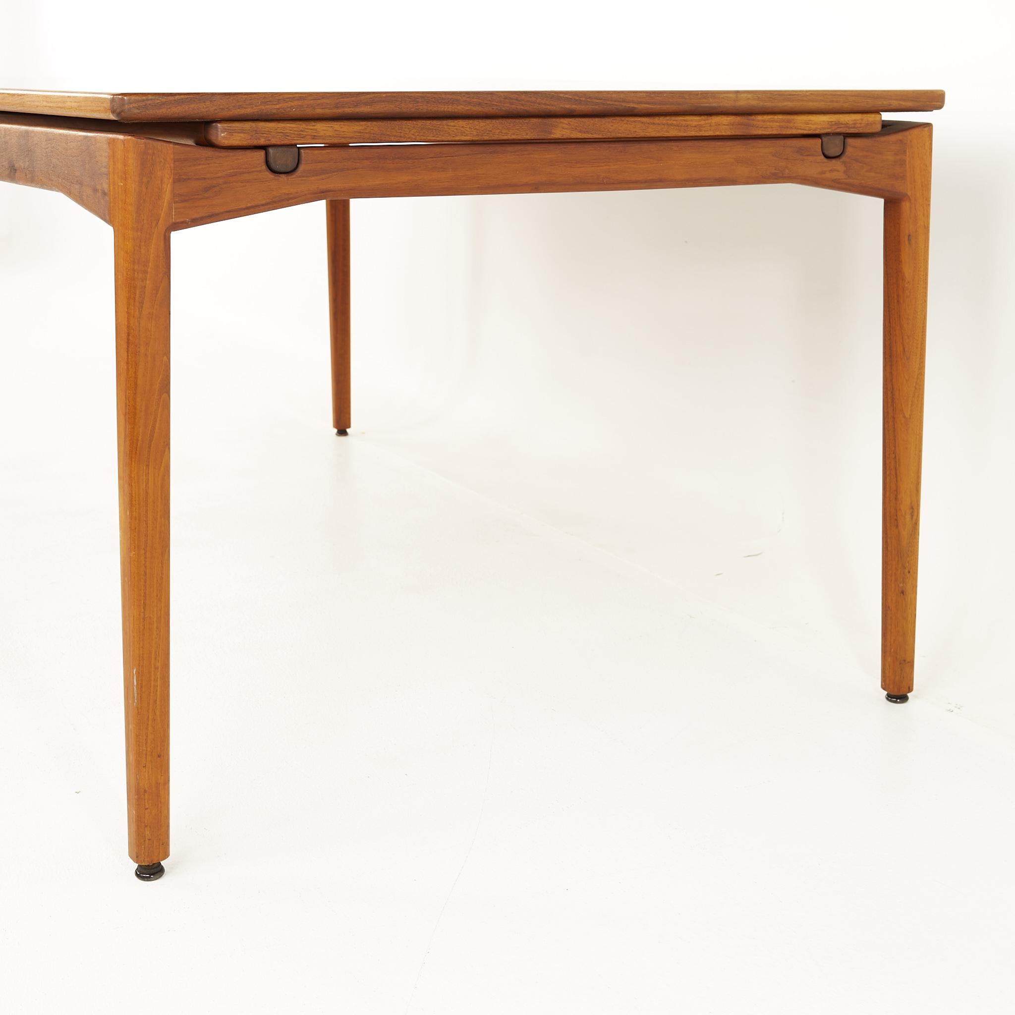 Jens Risom MCM Walnut Dining Table Hidden Leaf Dining Table with 2 Leaves 5
