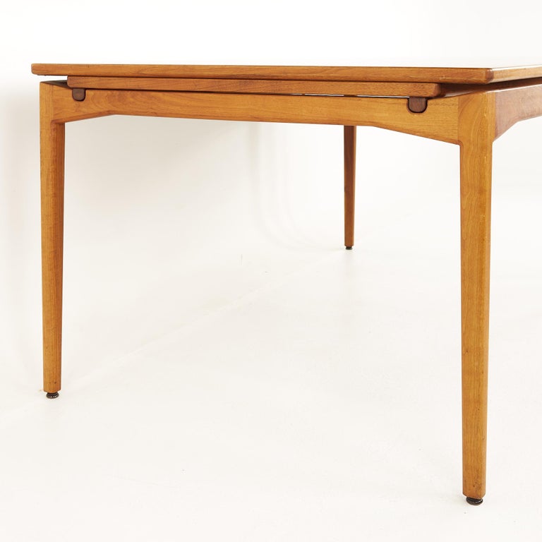 Jens Risom MCM Walnut Dining Table Hidden Leaf Dining Table with 2