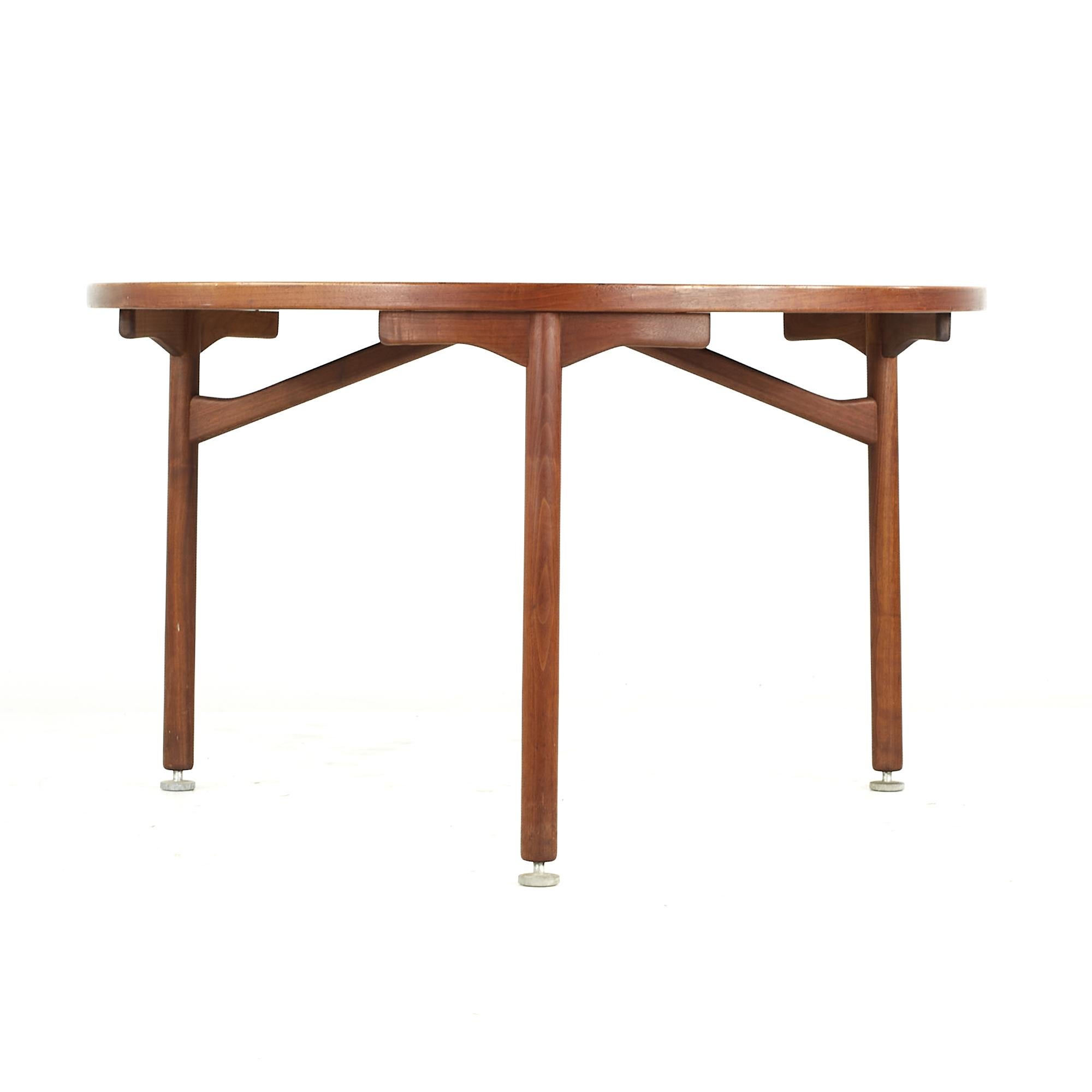 Jens Risom Midcentury Dining Table Walnut with 3 Legs For Sale at 1stDibs