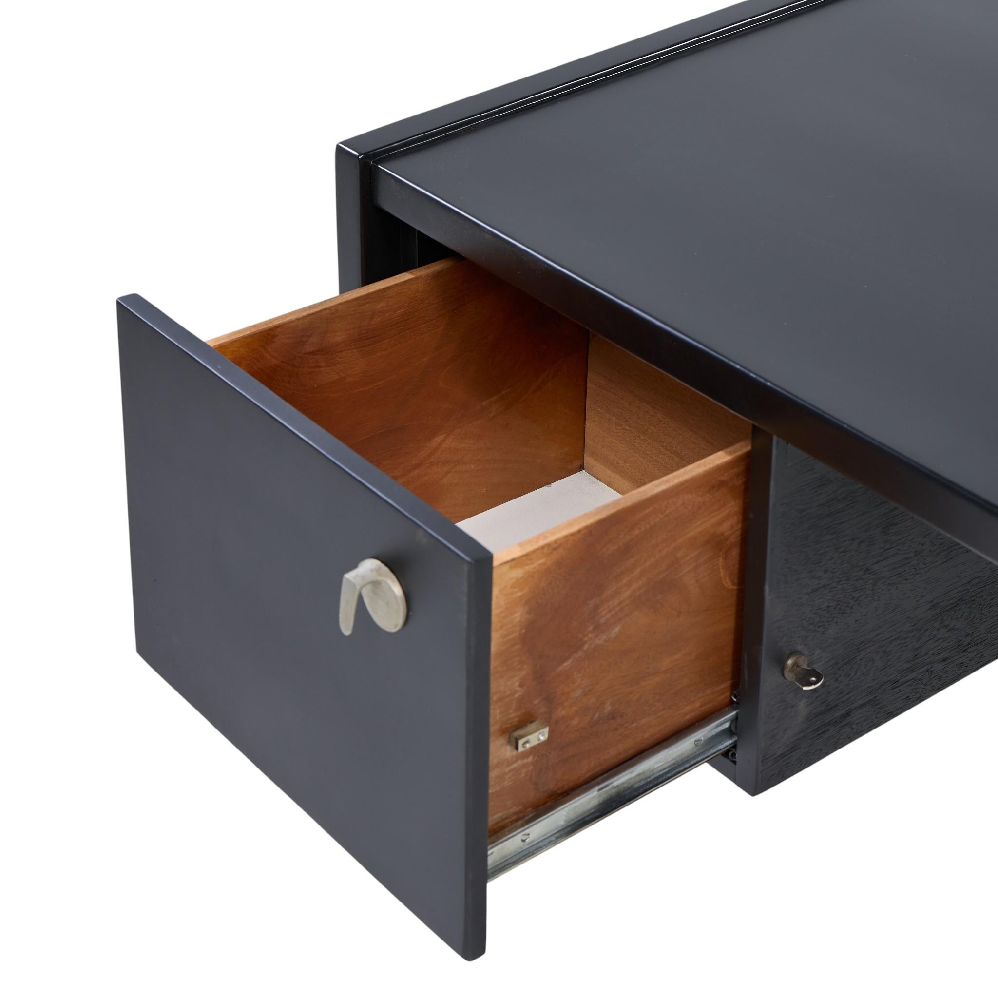 Jens Risom Mid Century Ebonized Walnut Desk im Angebot 3