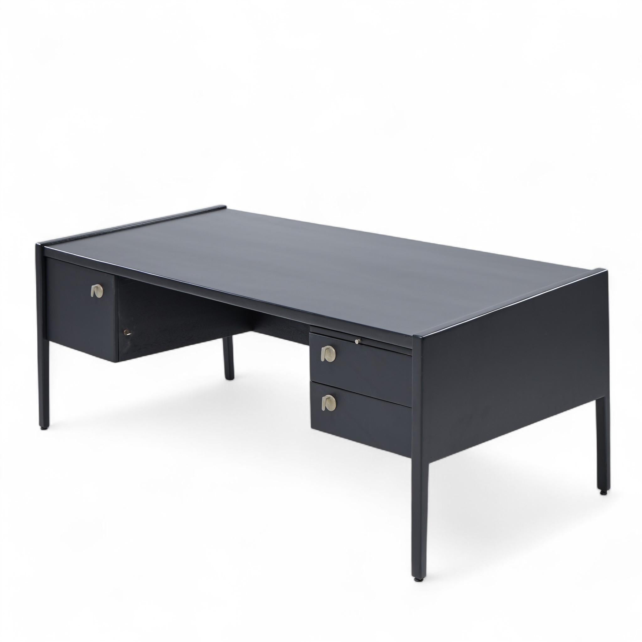 Jens Risom Mid Century Ebonized Walnut Desk im Angebot 6