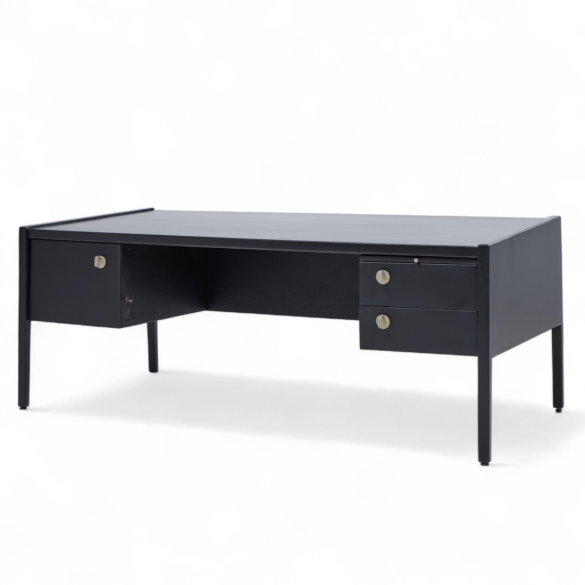Jens Risom Mid Century Ebonized Walnut Desk (Moderne der Mitte des Jahrhunderts) im Angebot