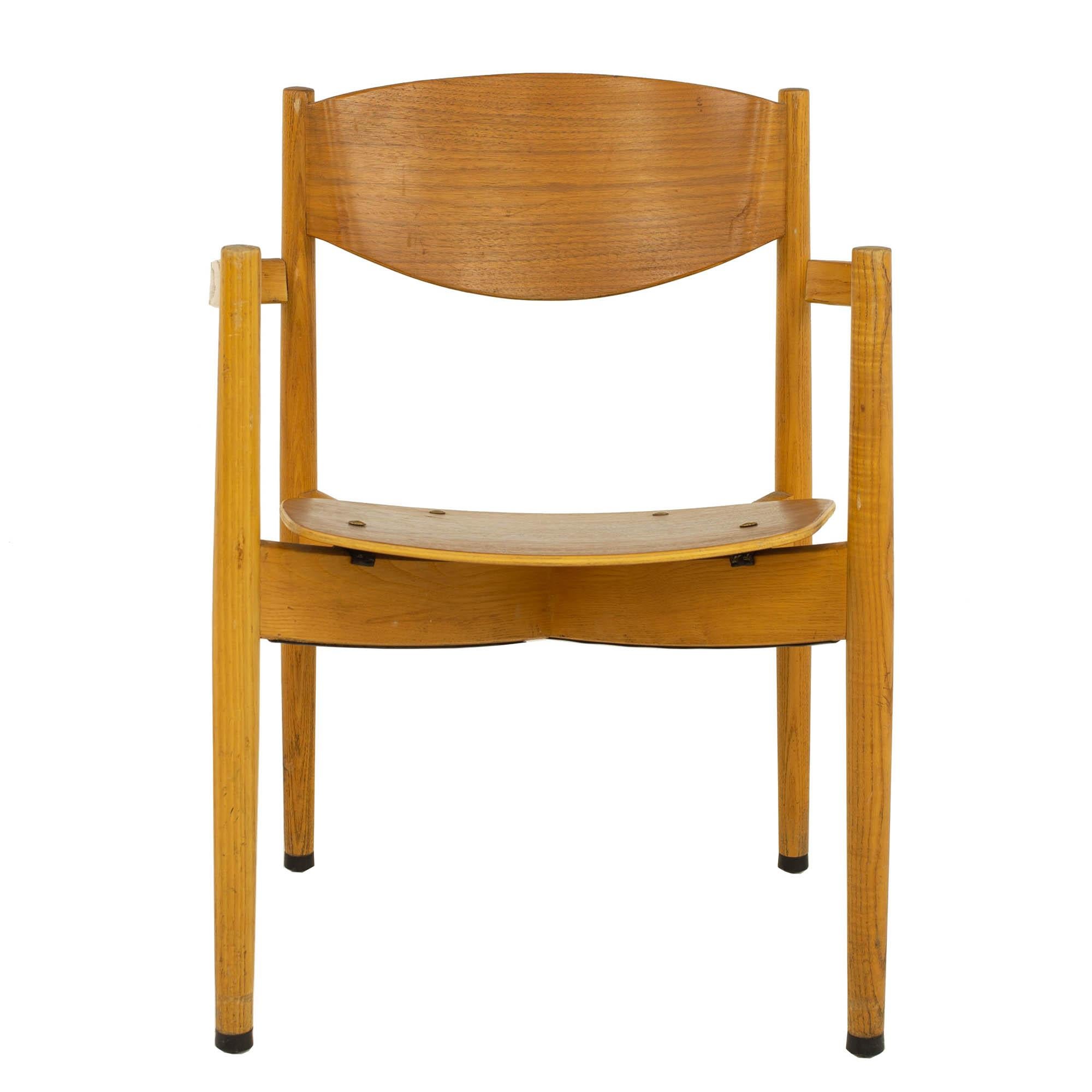 Jens Risom Mid Century General Purpose Walnut Dining Chairs, Set of 8 5