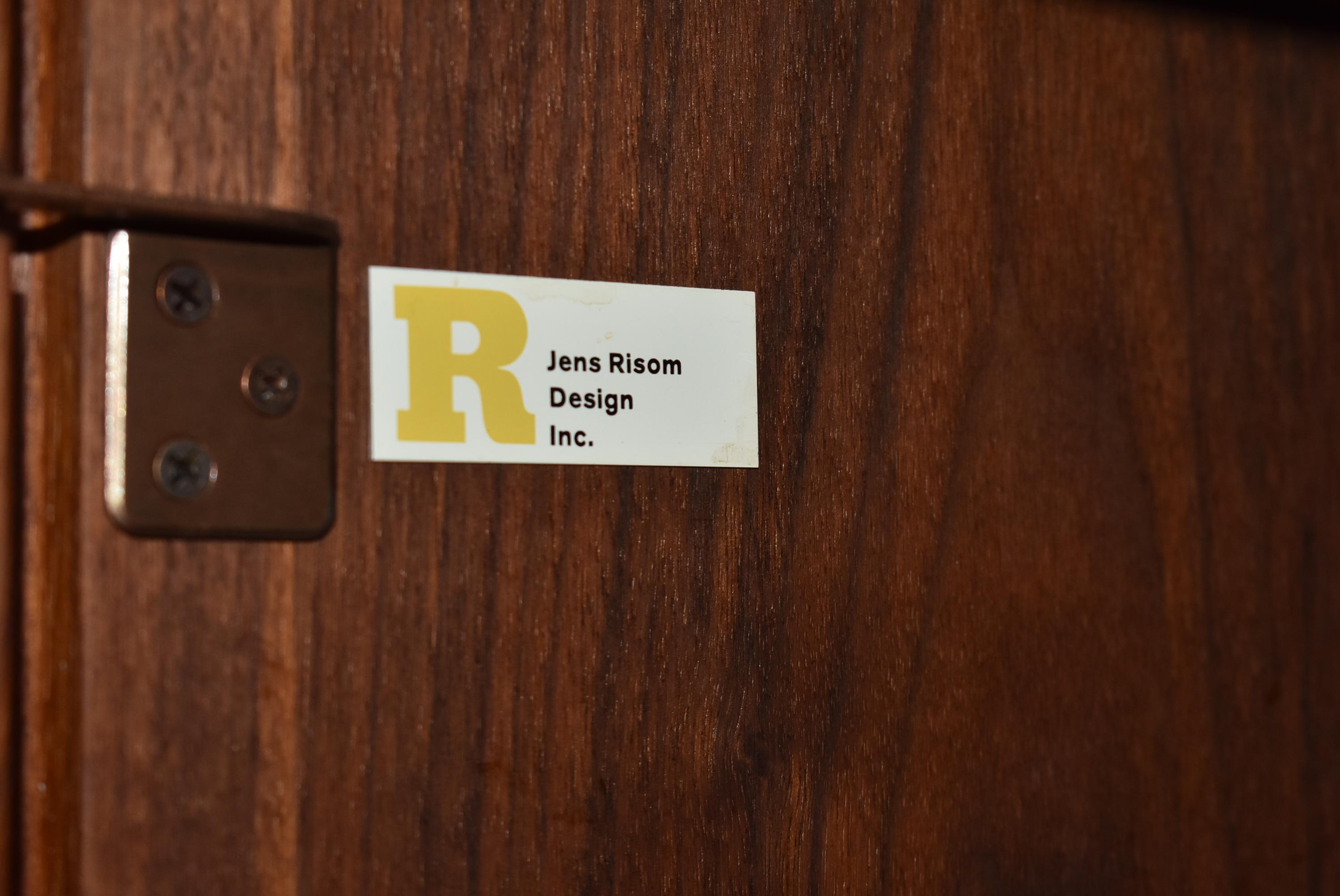 Credenza moderna di metà secolo di Jens Risom in vendita 5
