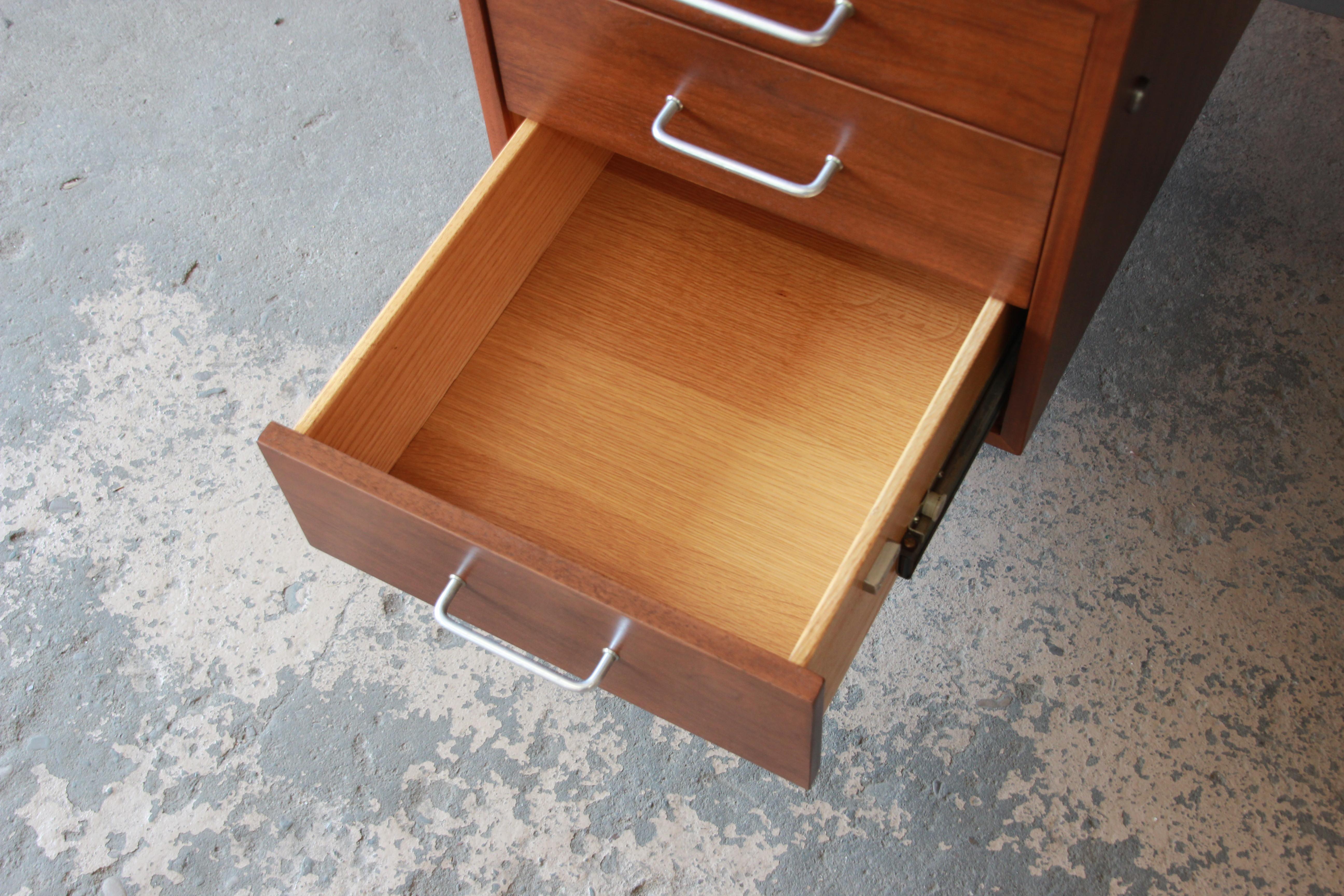 Jens Risom Mid-Century Modern Executive Desk in Walnut, Cane, and Steel 5
