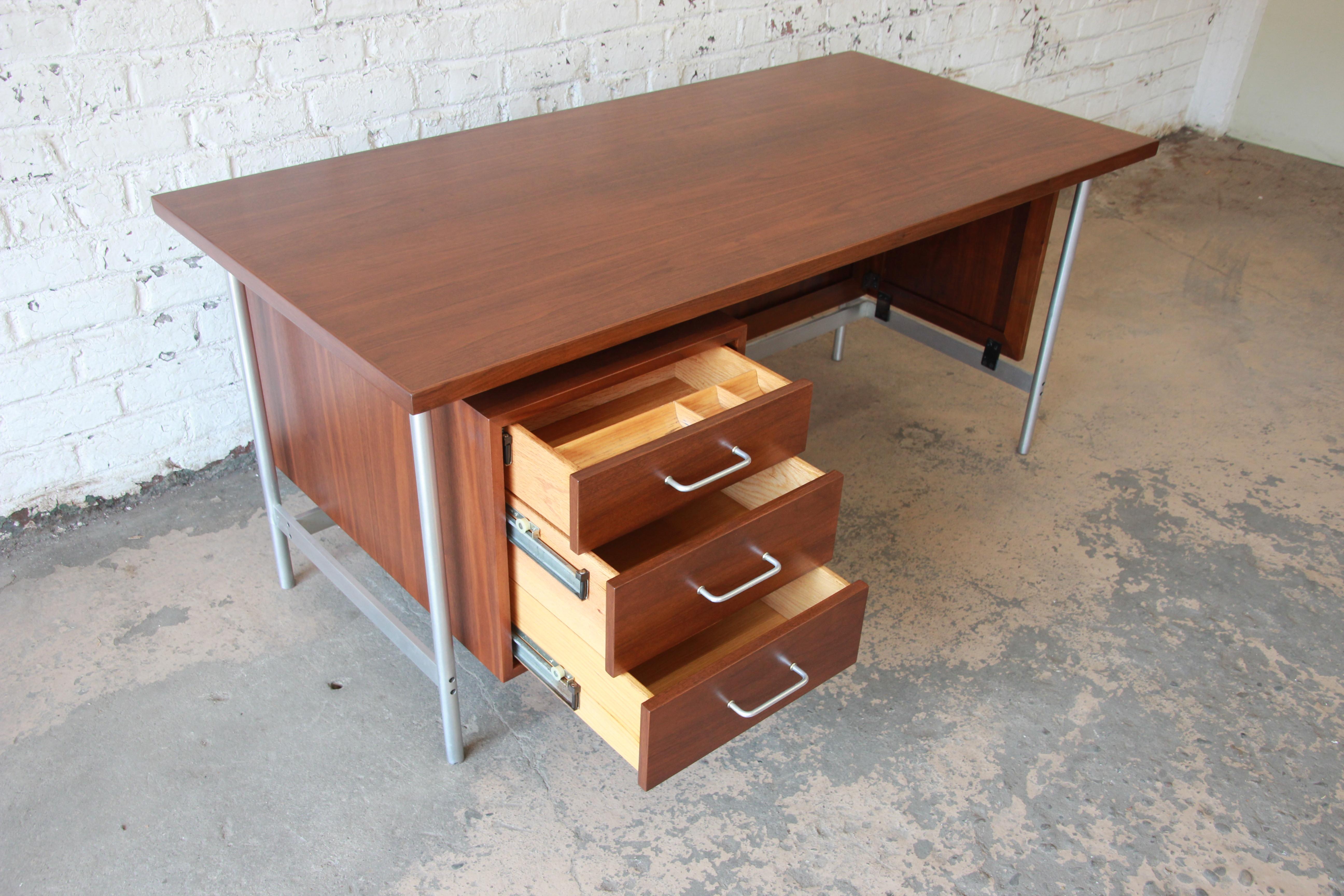Jens Risom Mid-Century Modern Executive Desk in Walnut, Cane, and Steel 2