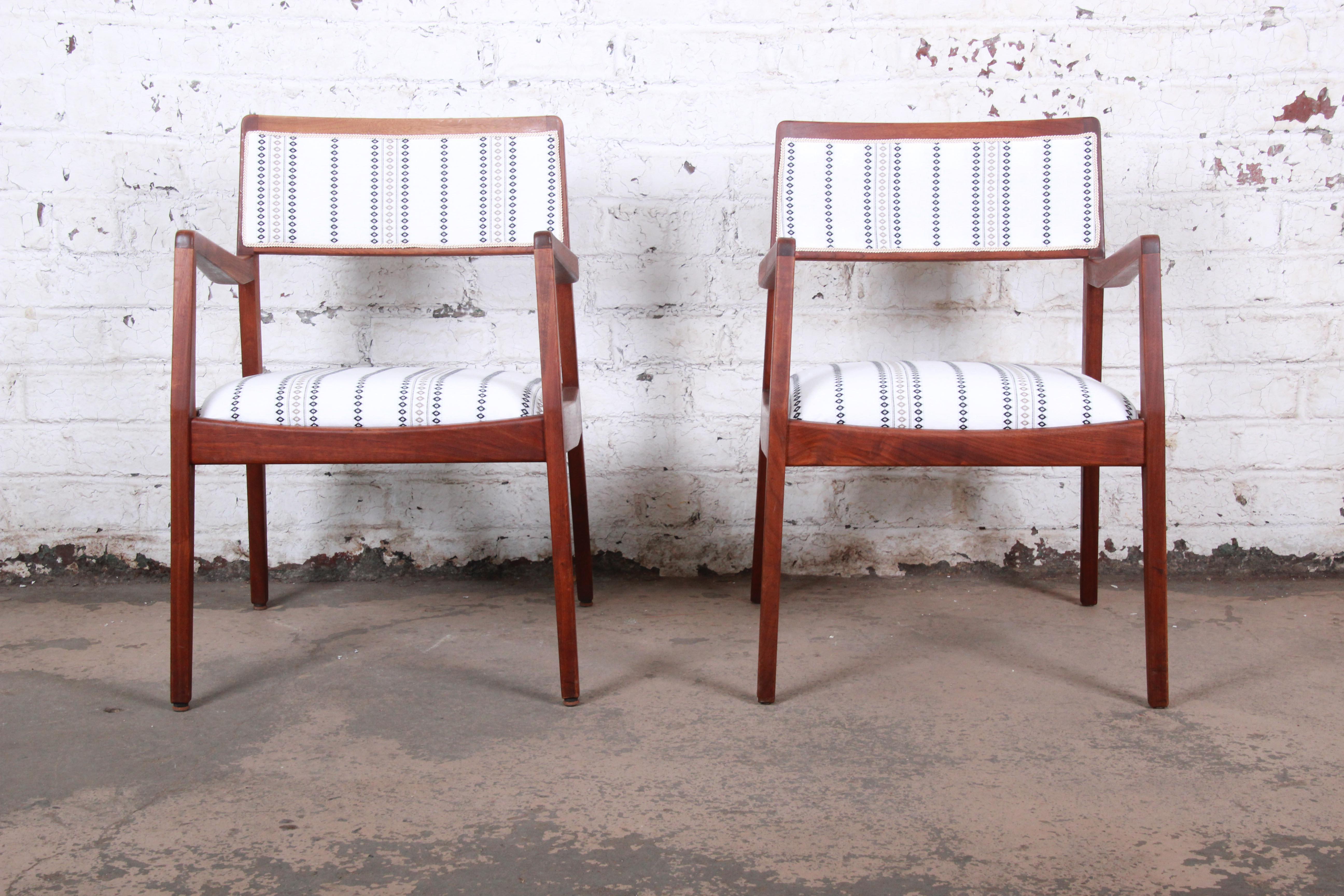 American Jens Risom Mid-Century Modern Sculpted Walnut Playboy Lounge Chairs