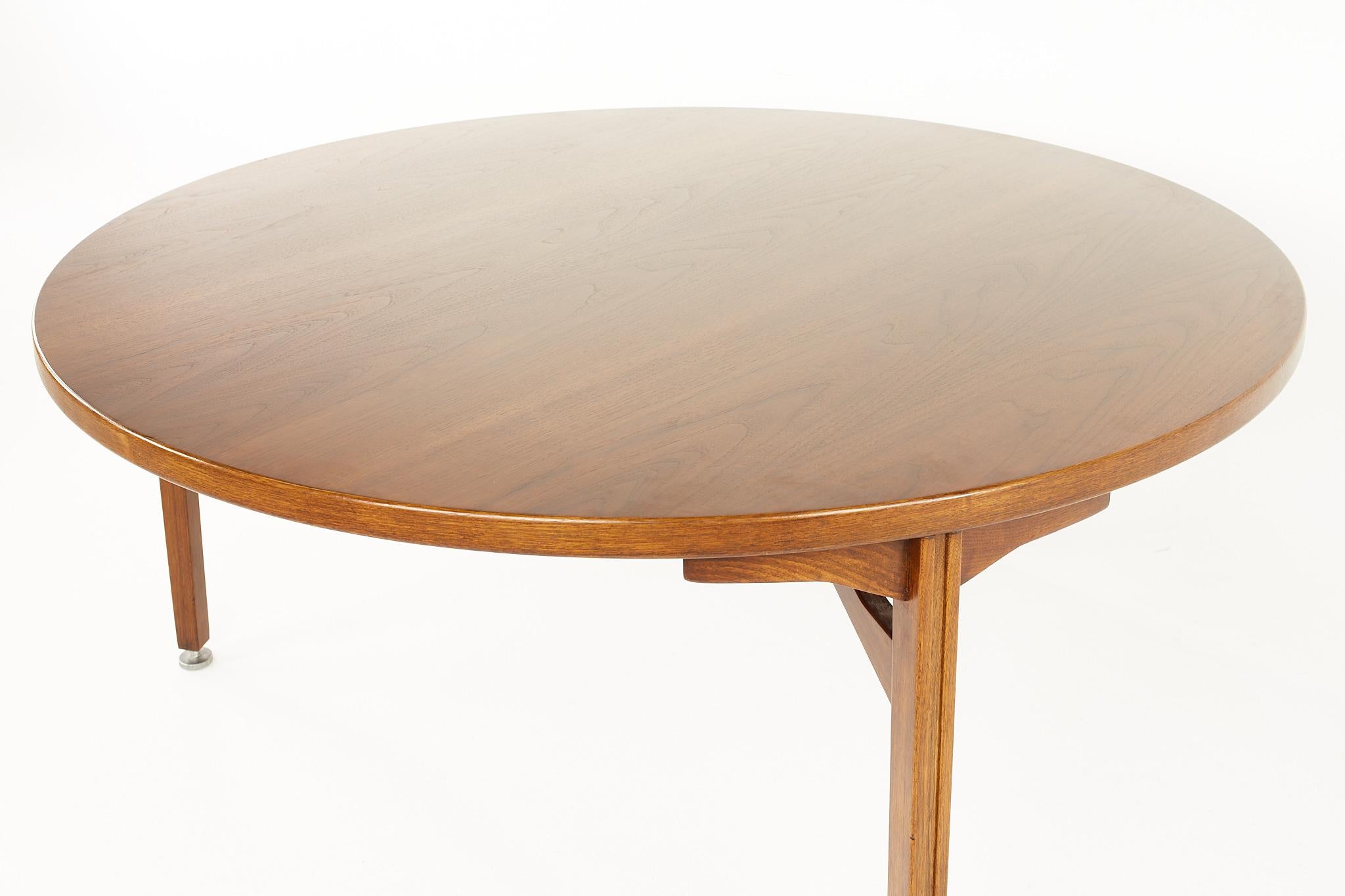 Late 20th Century Jens Risom Mid Century Round 3 Leg Walnut Dining Table