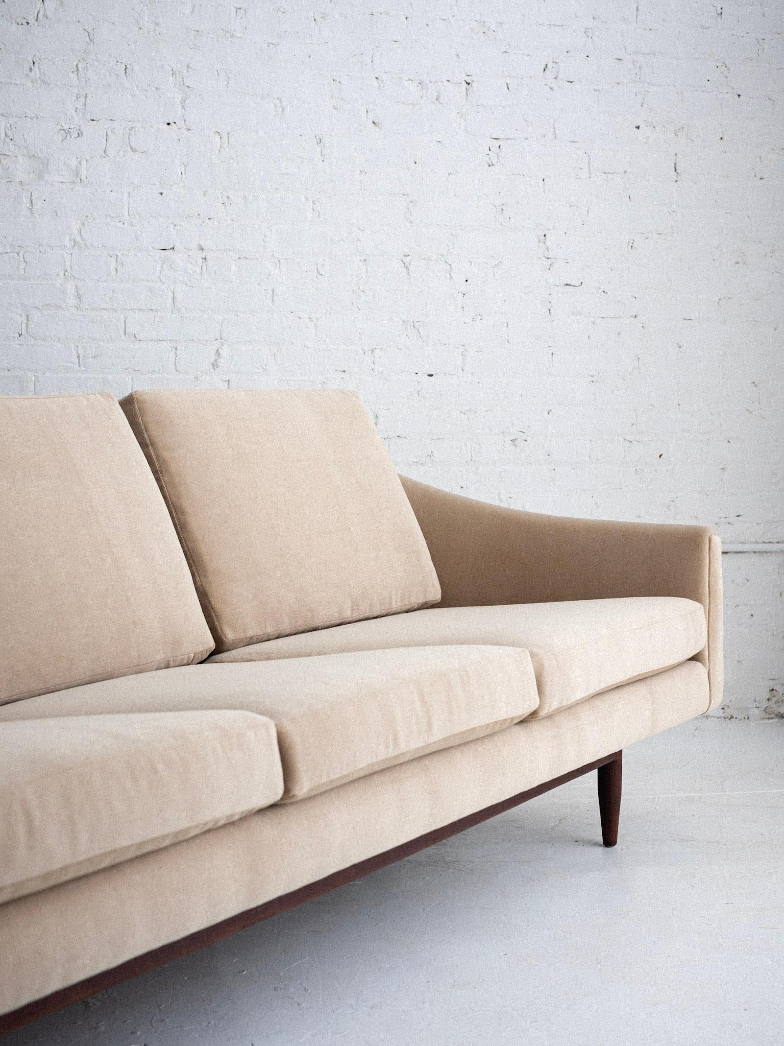 Jens Risom Mid Century Sofa With Walnut Base 2