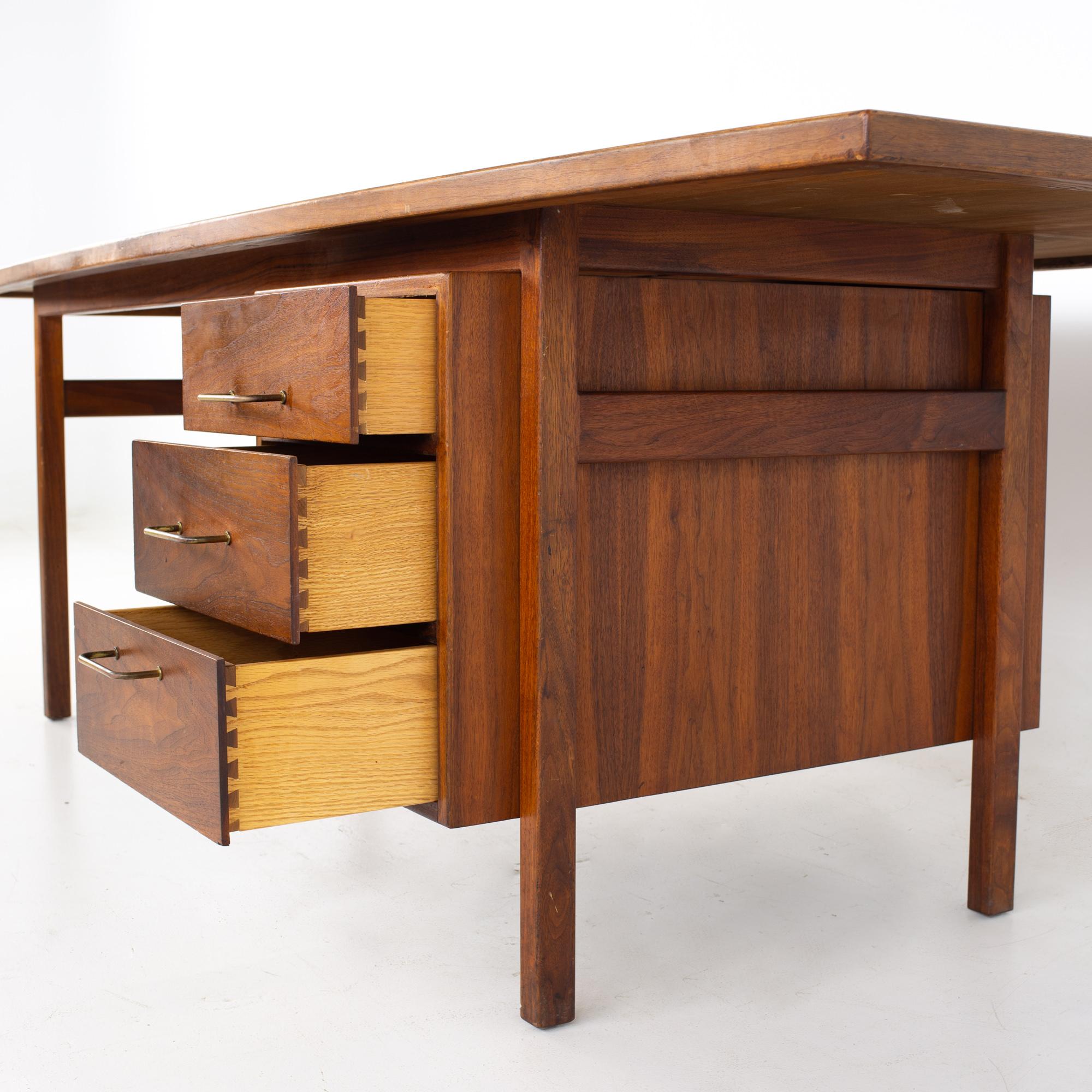 Jens Risom Mid Century Surfboard Walnut Executive Desk 5