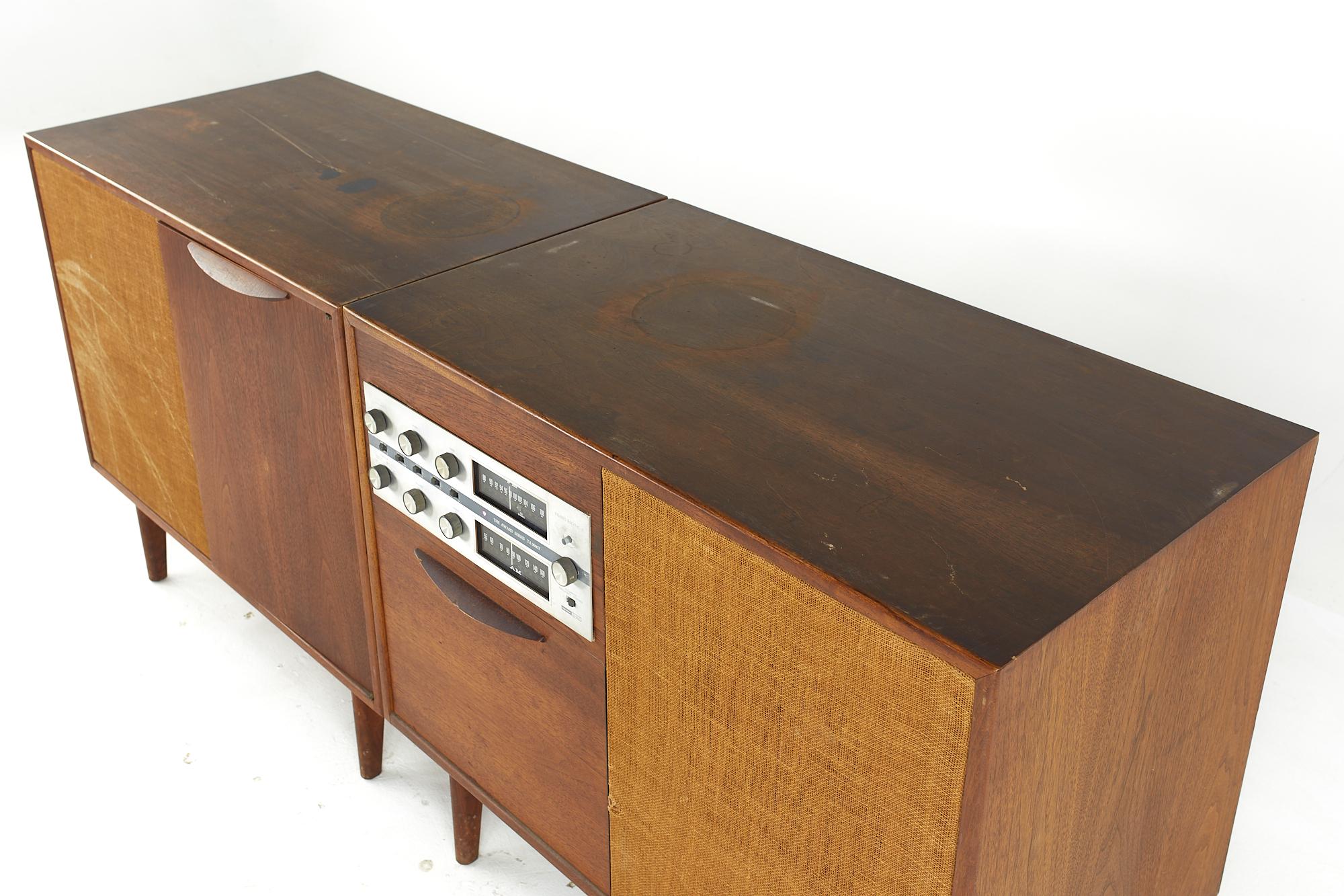Late 20th Century Jens Risom Midcentury Walnut 2 Piece Stereo Console For Sale