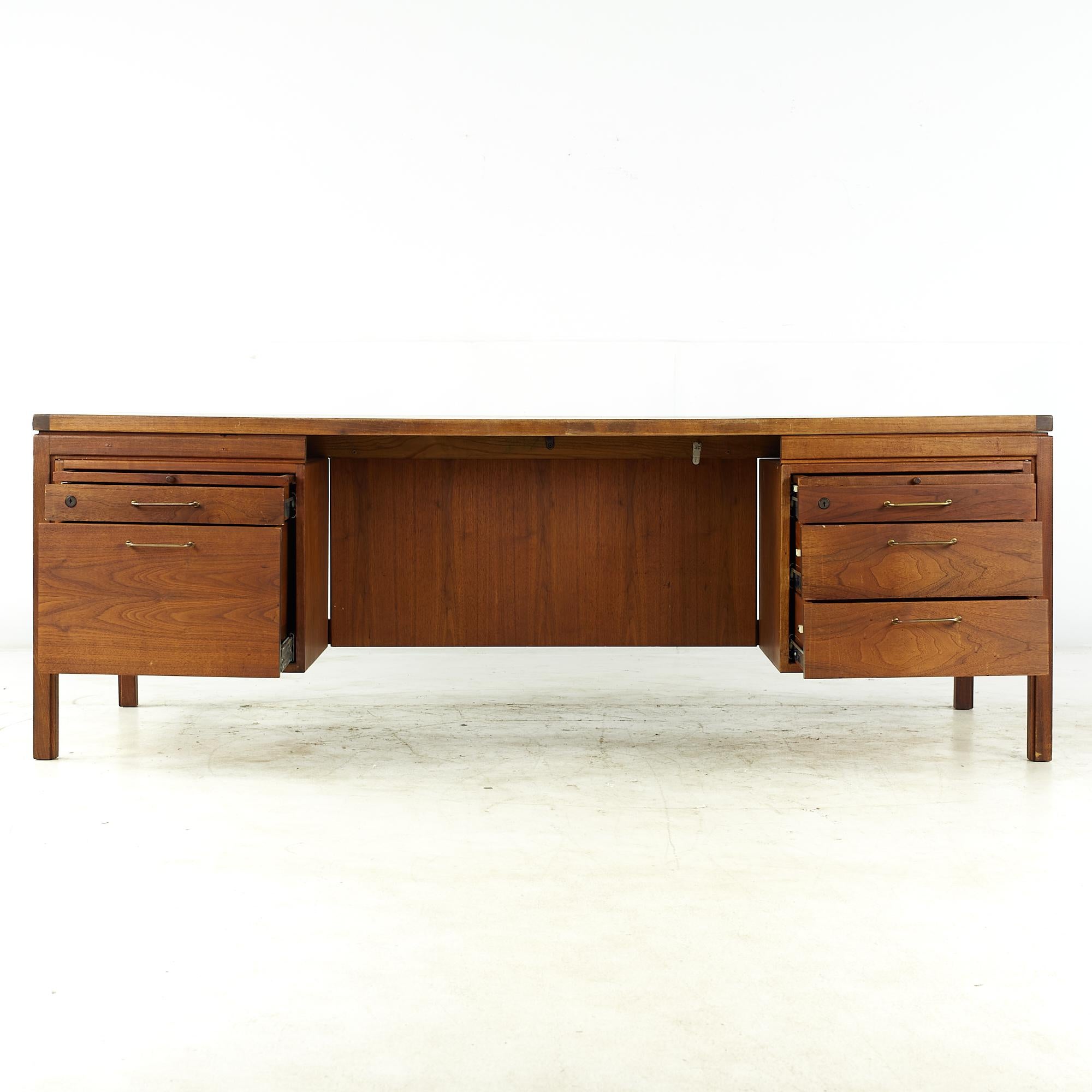 Jens Risom Midcentury Walnut and Brass Executive Desk 2