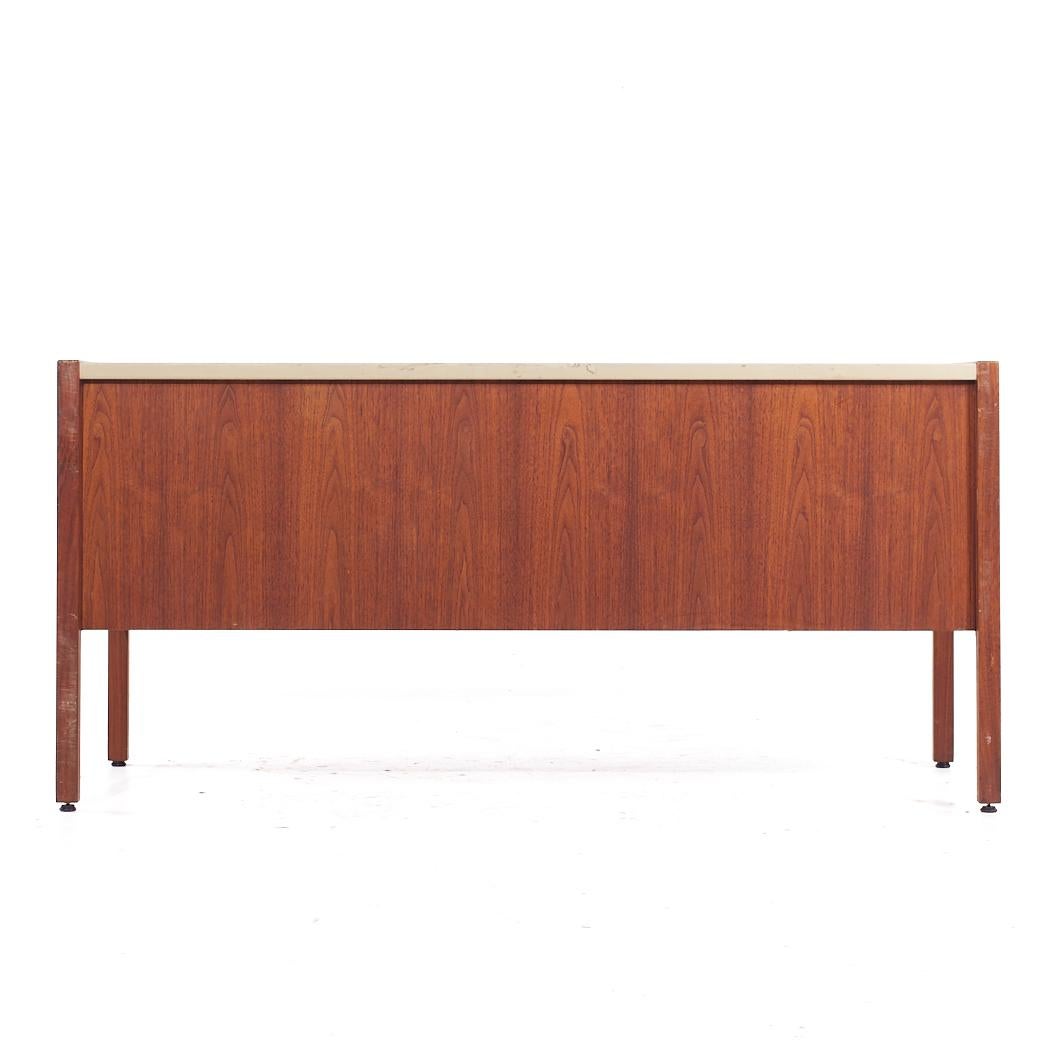 Jens Risom Mid Century Walnut and Leather Top Credenza In Good Condition For Sale In Countryside, IL
