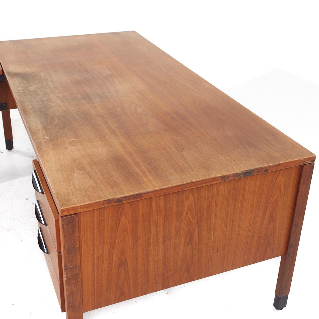 Late 20th Century Jens Risom Mid Century Walnut Corner Desk For Sale