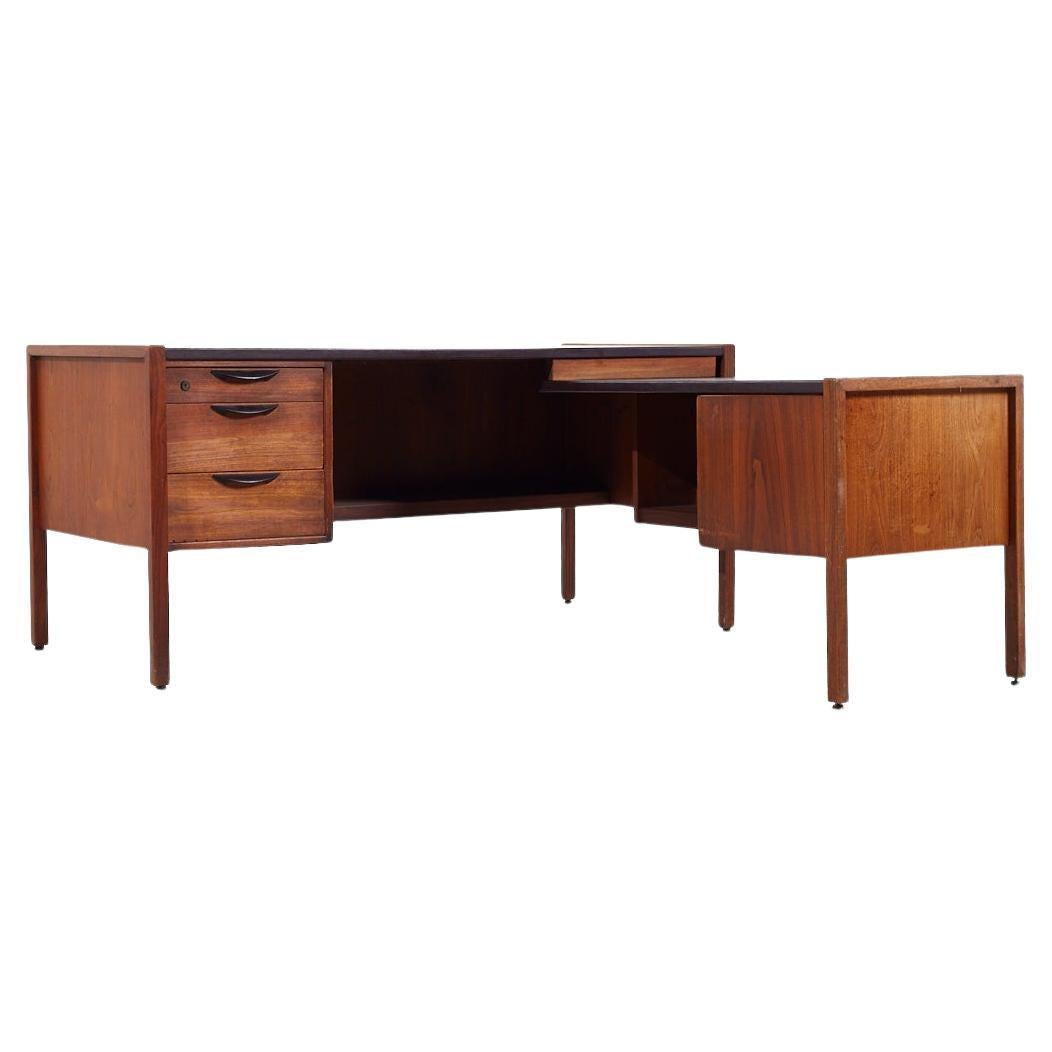 Jens Risom Mid Century Walnut Corner Desk For Sale