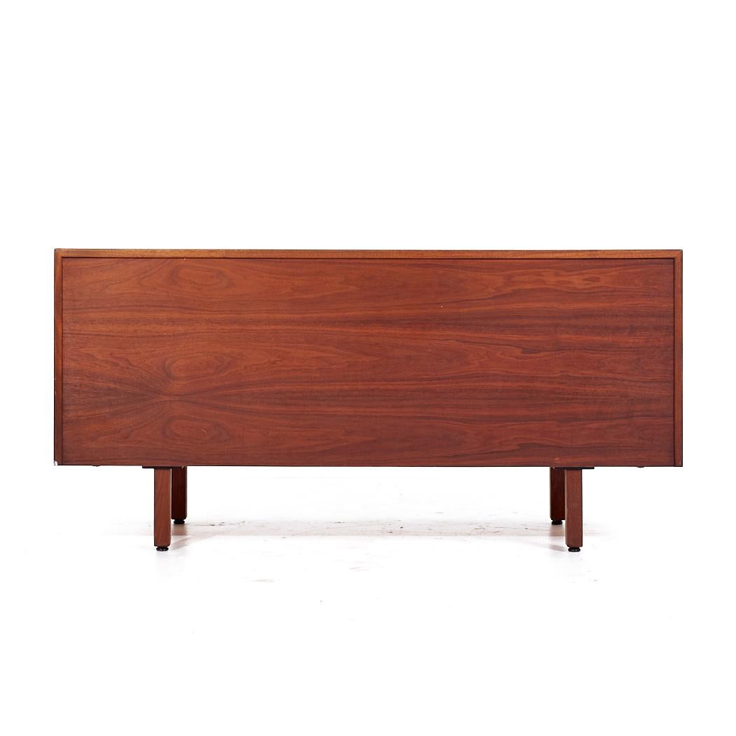 Jens Risom Mid Century Walnut Credenza In Good Condition In Countryside, IL
