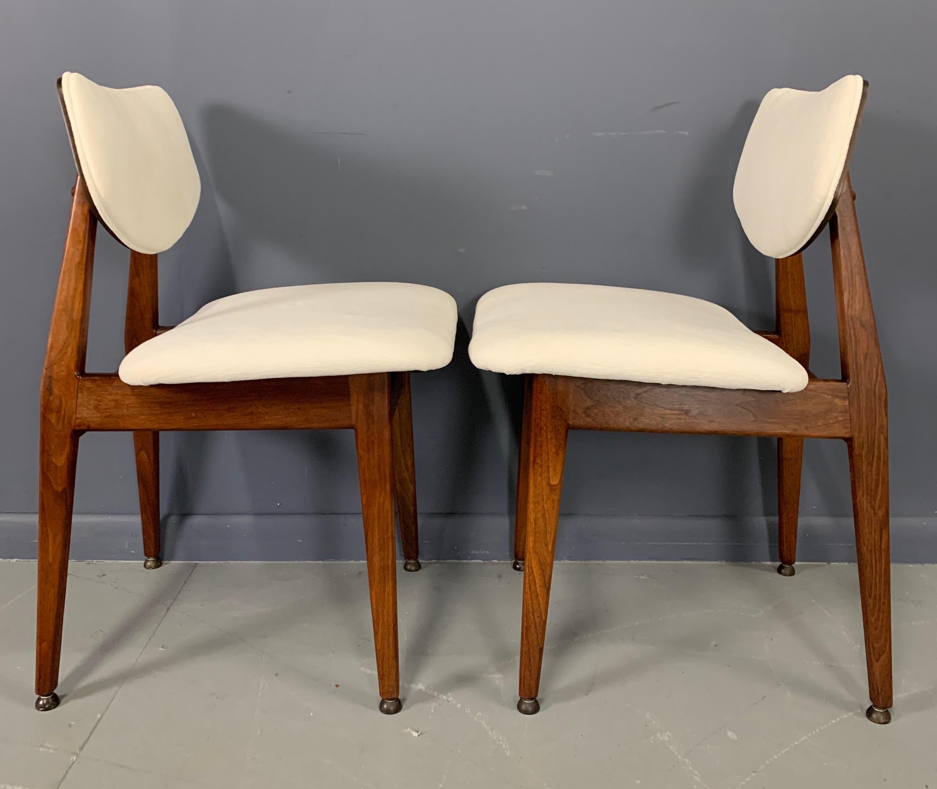 Mid-Century Modern Jens Risom Midcentury Walnut Dining Chairs, a Set of Six