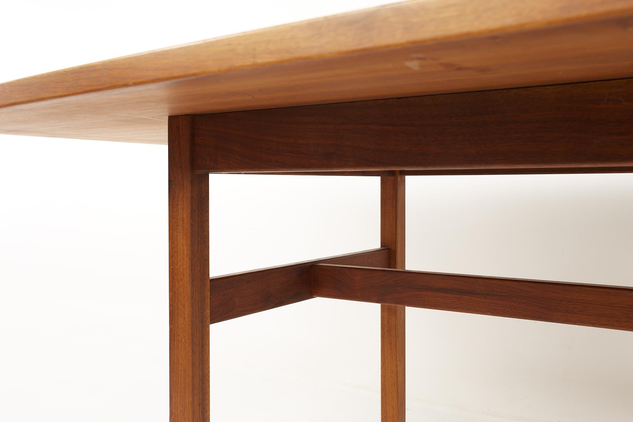 Jens Risom Mid-Century Walnut Dining Table 2