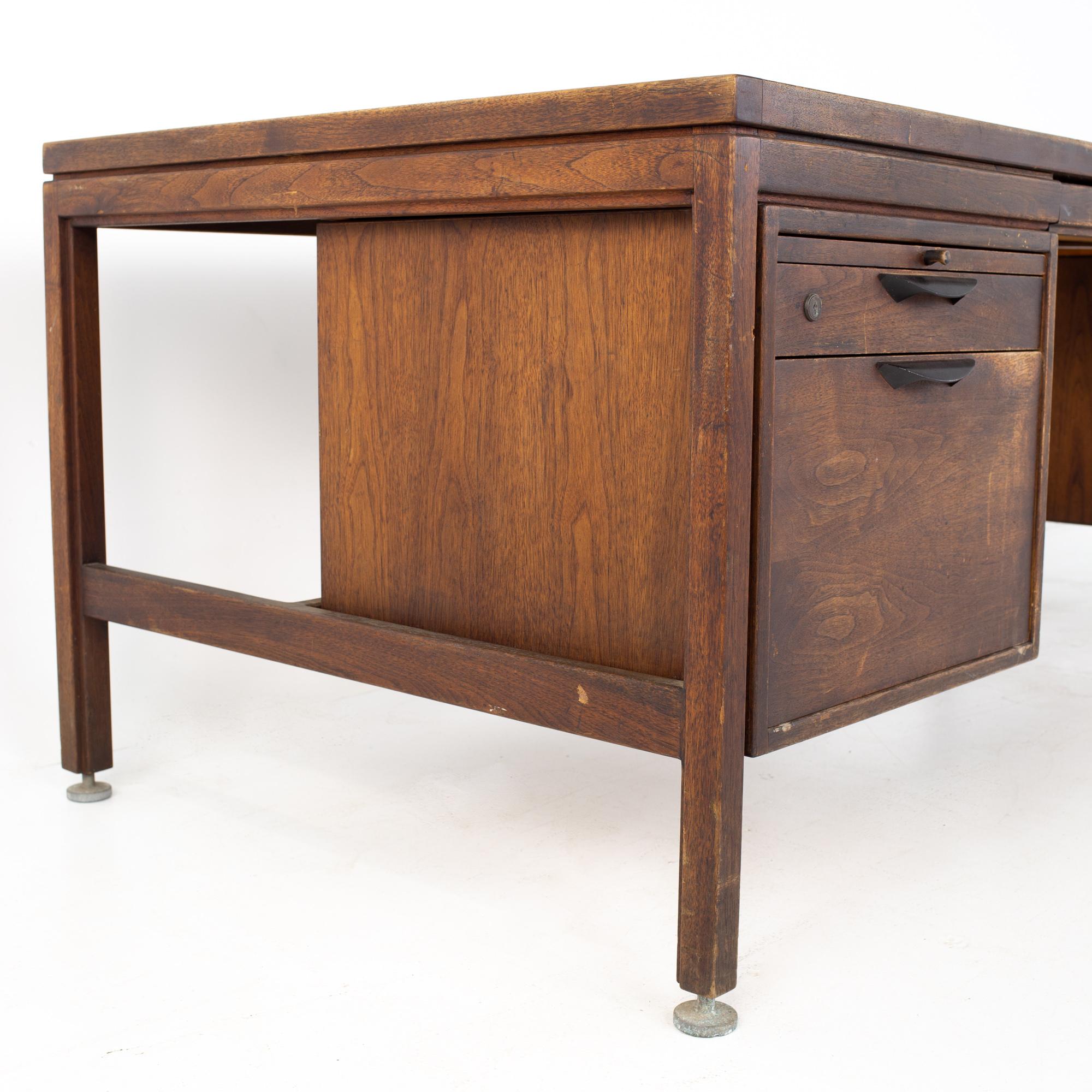 American Jens Risom Mid Century Walnut Double Sided Executive Desk