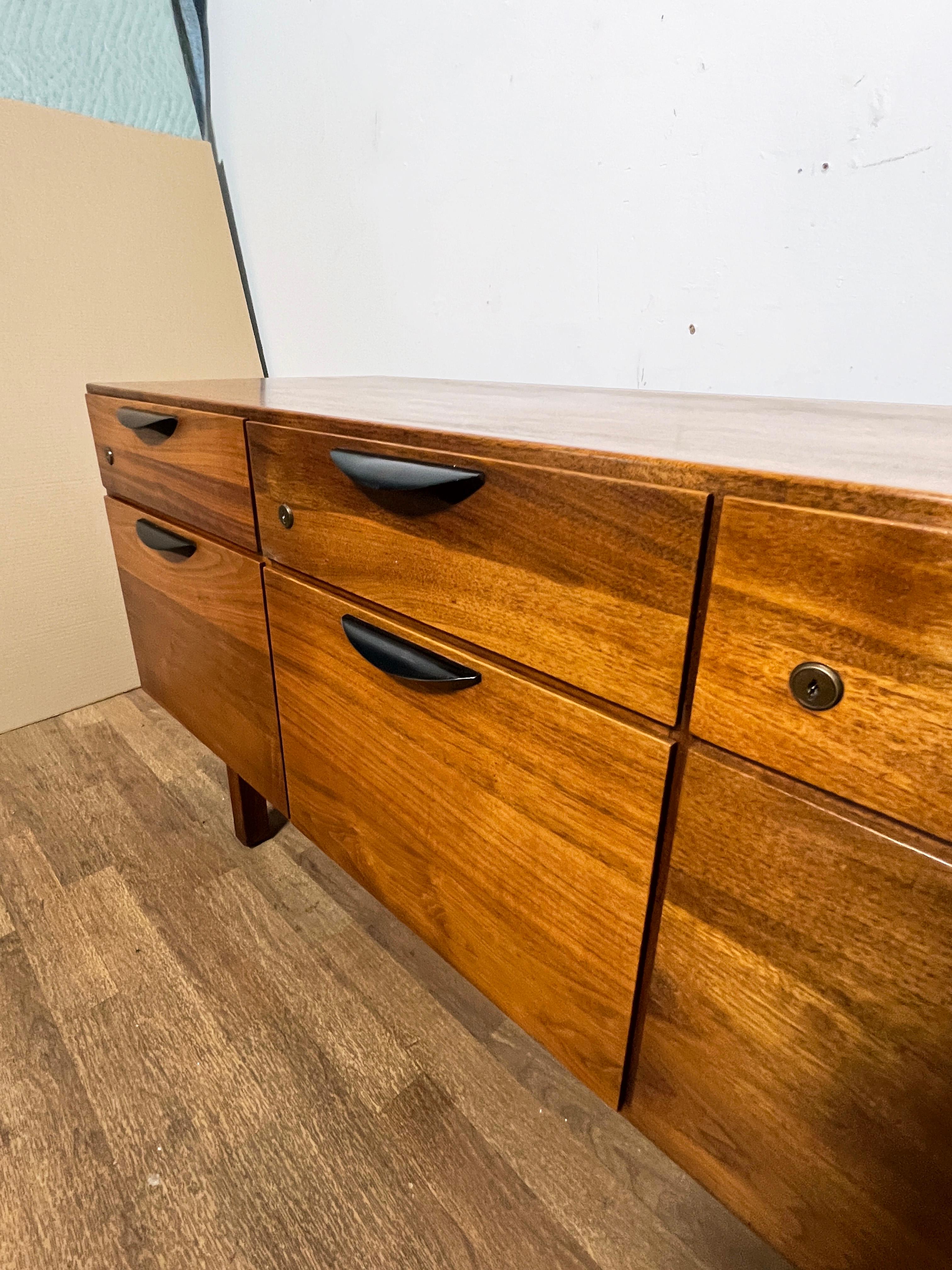 Jens Risom Mid-Century Walnut Executive Credenza Circa 1960s 2