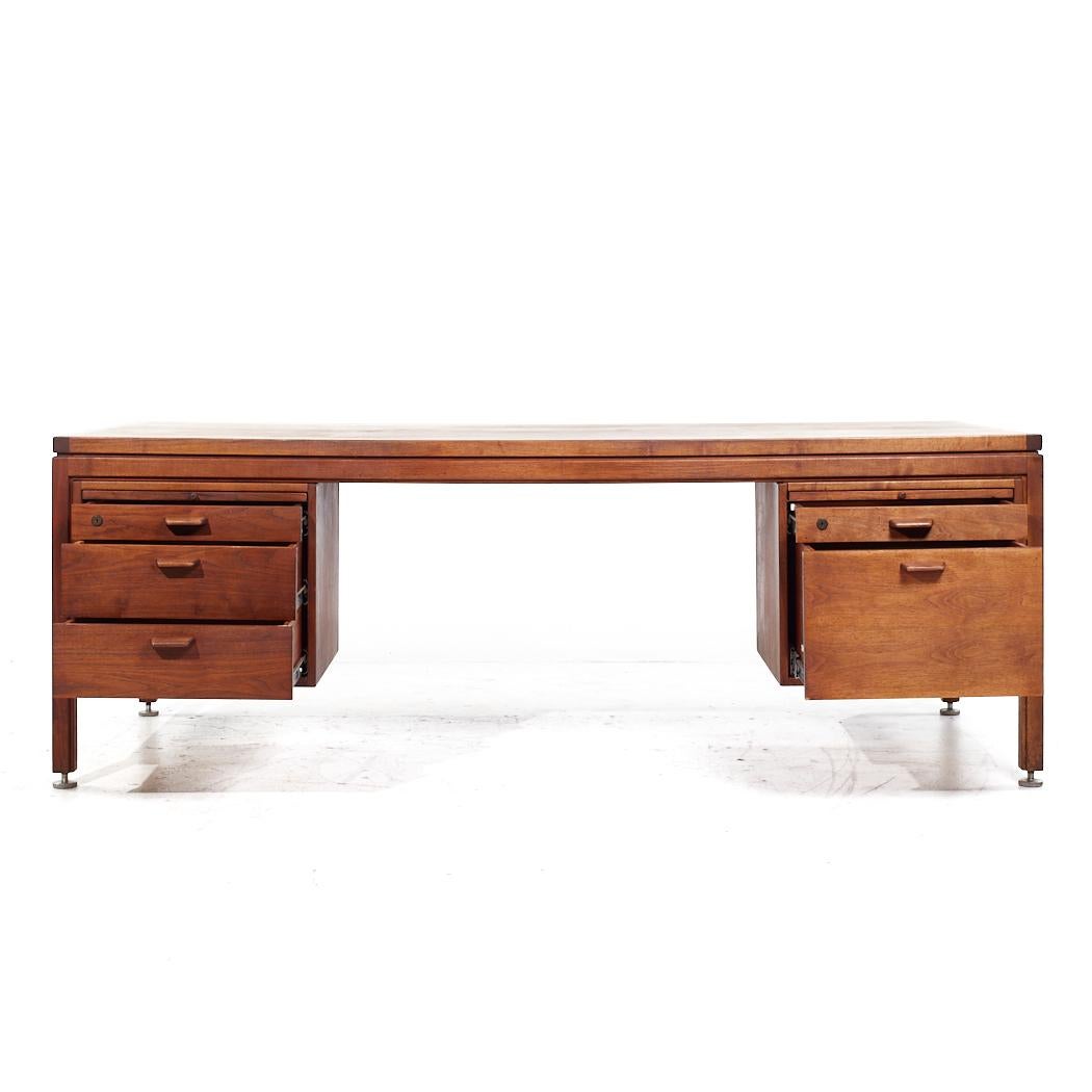 Jens Risom Mid Century Walnut Executive Desk For Sale 4