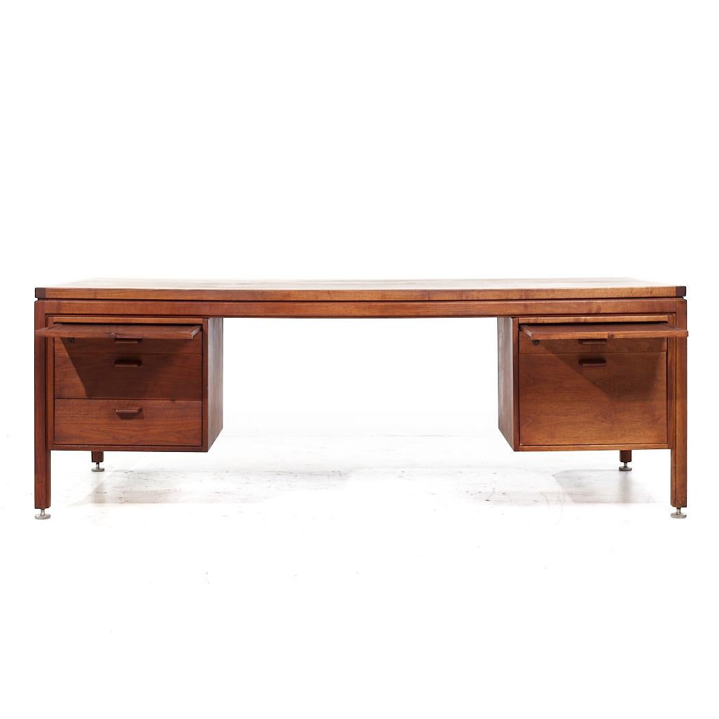 Jens Risom Mid Century Walnut Executive Desk For Sale 2