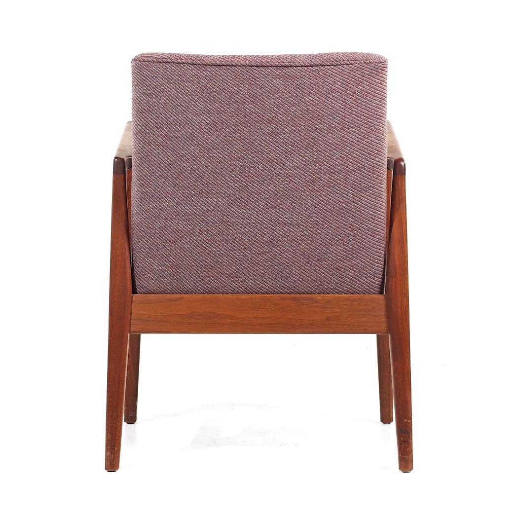 Jens Risom Mid Century Walnut Lounge Chairs - Pair For Sale 3