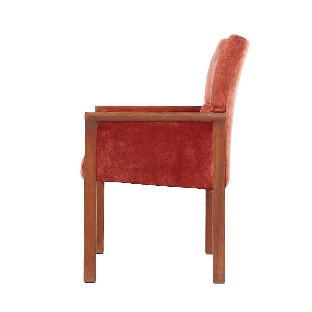 Chaises longues en noyer du milieu du siècle de Jens Risom - Paire en vente 4