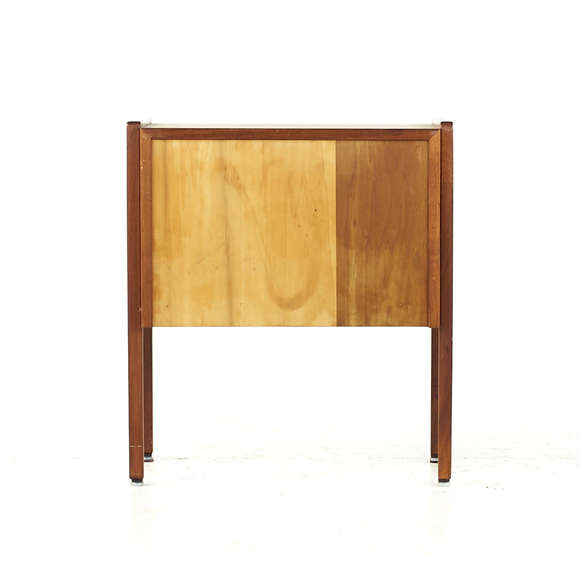 Jens Risom Midcentury Walnut Nightstand In Good Condition In Countryside, IL