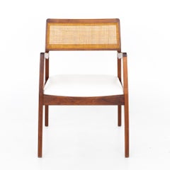 Jens Risom Chaise Playboy en noyer du milieu du siècle dernier