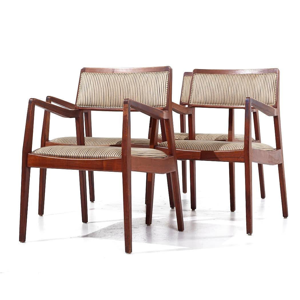 Mid-Century Modern Jens Risom Mid Century Walnut Playboy Dining Chairs - Set of 4 For Sale