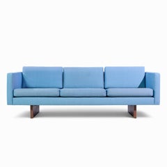 Jens Risom Mid Century Sofa aus Nussbaum