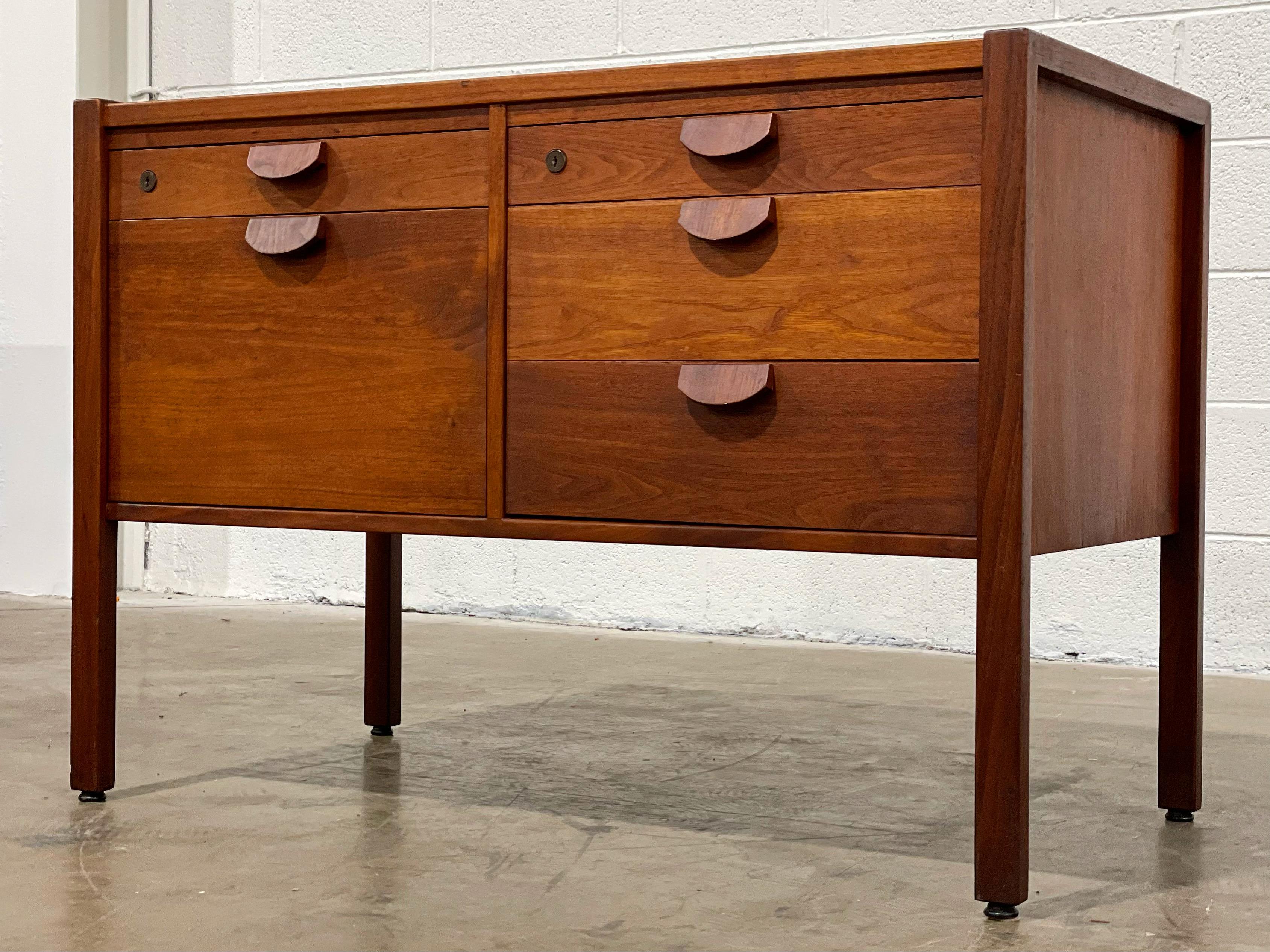 Jens Risom Mid-Century Filing Cabinet Credenza in Walnut  5