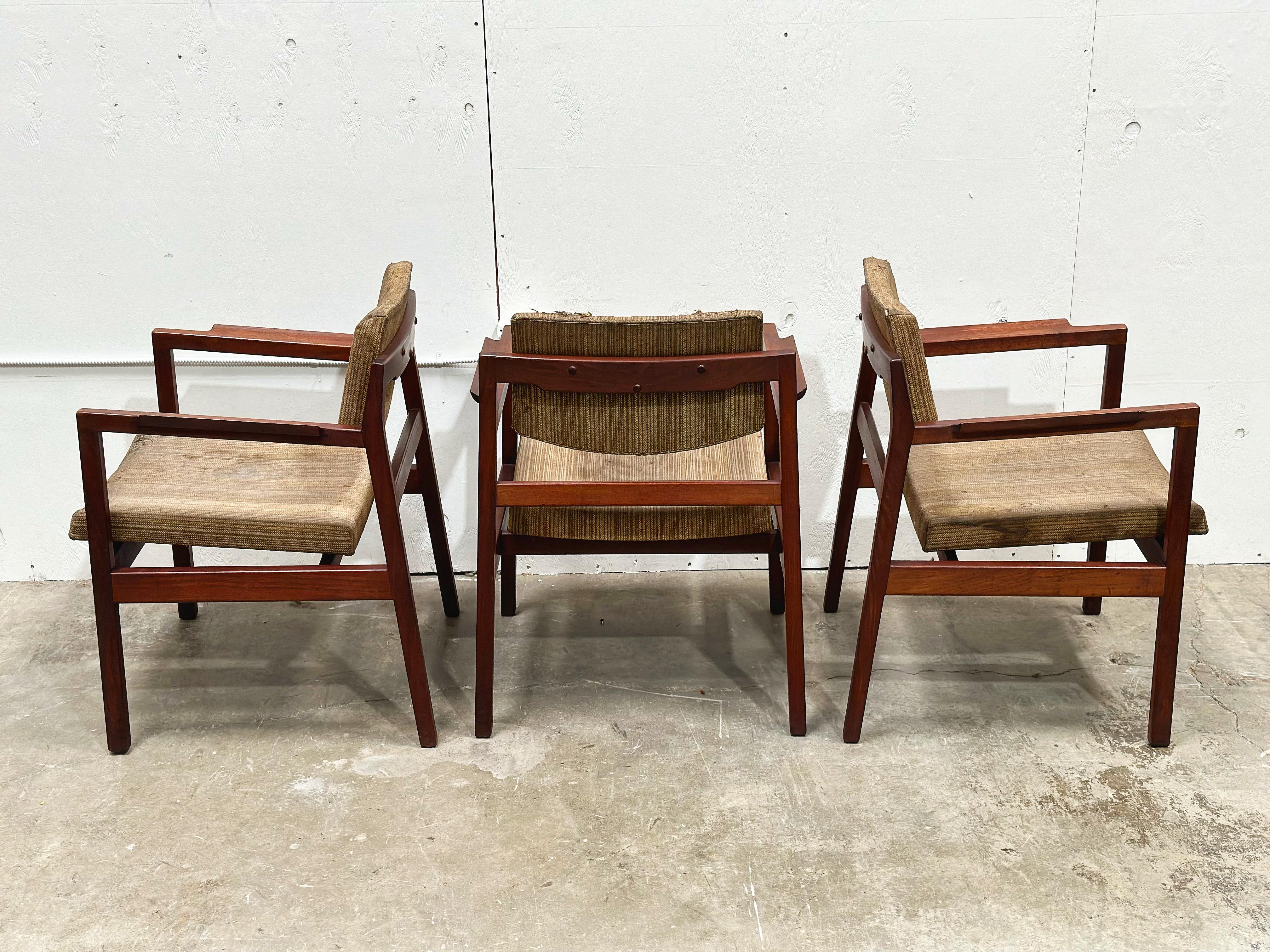 Jens Risom Moderne Sessel aus der Mitte des Jahrhunderts - 8er-Set - Modell C170 - Schwarzes Nussbaumholz im Angebot 5