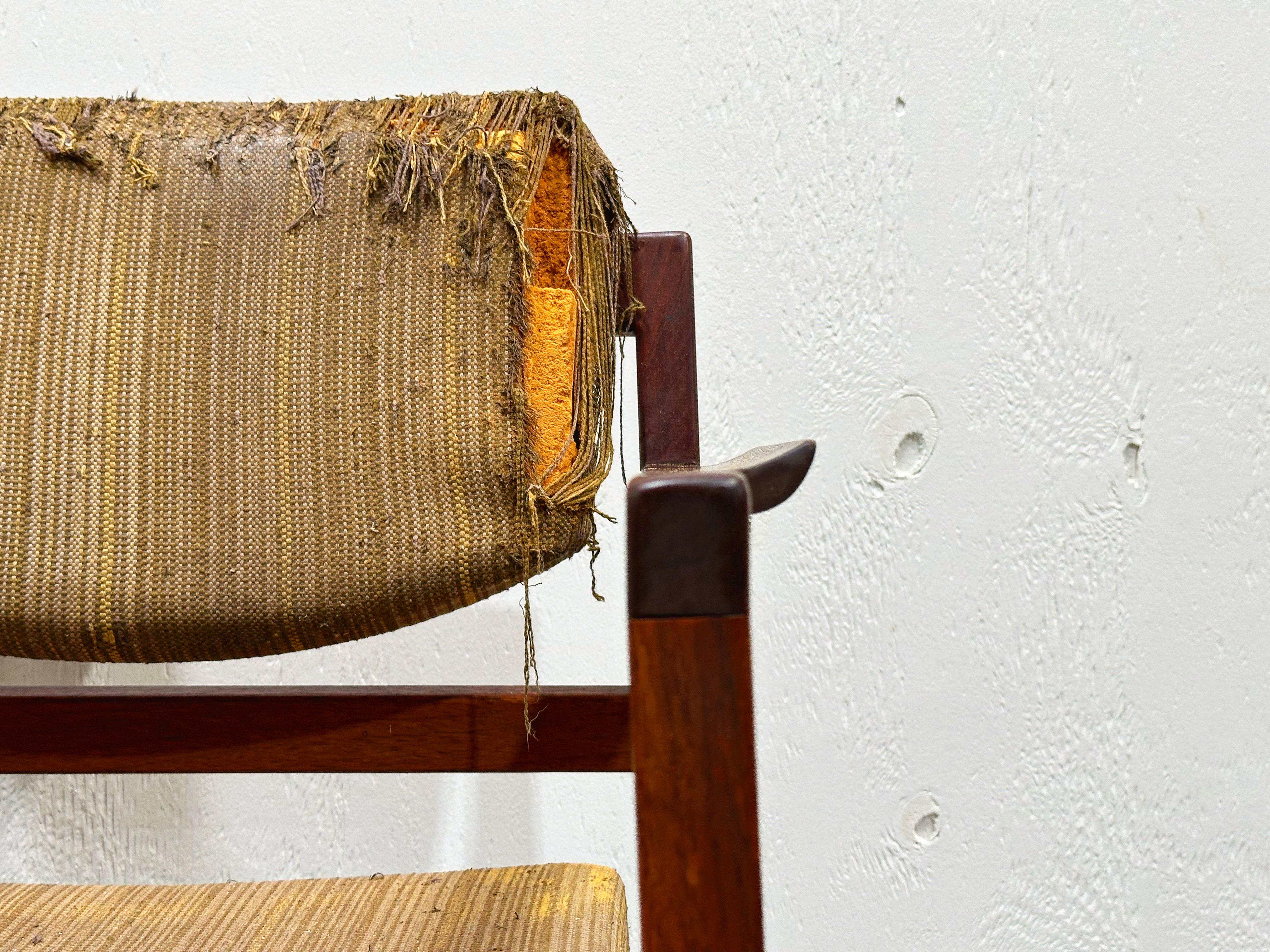 Jens Risom Moderne Sessel aus der Mitte des Jahrhunderts - 8er-Set - Modell C170 - Schwarzes Nussbaumholz im Zustand „Gut“ im Angebot in Decatur, GA