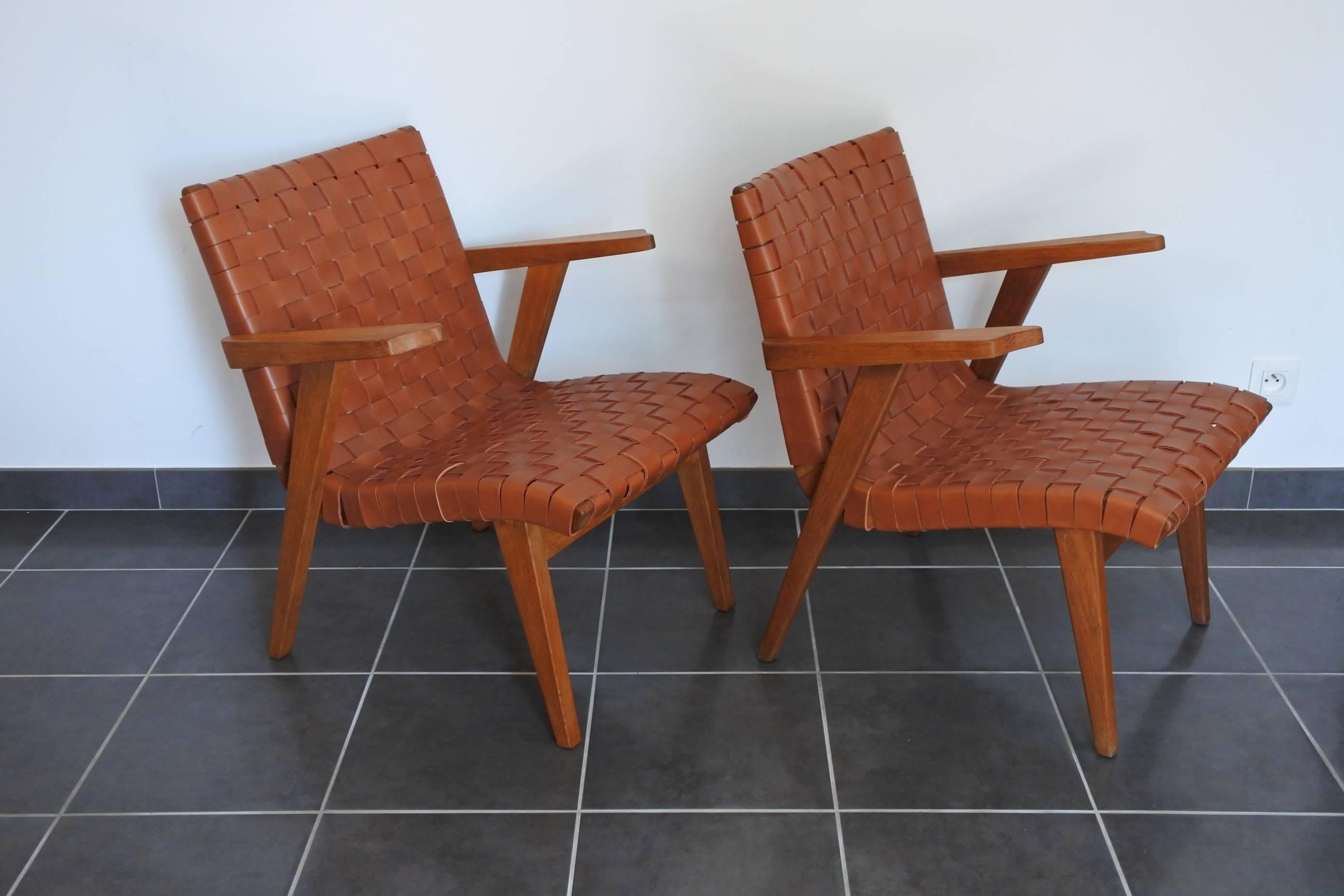 Mid-20th Century Jens Risom Pair of Leather Webbed and Oak Lounge Chairs, Knoll Int, France 1950s