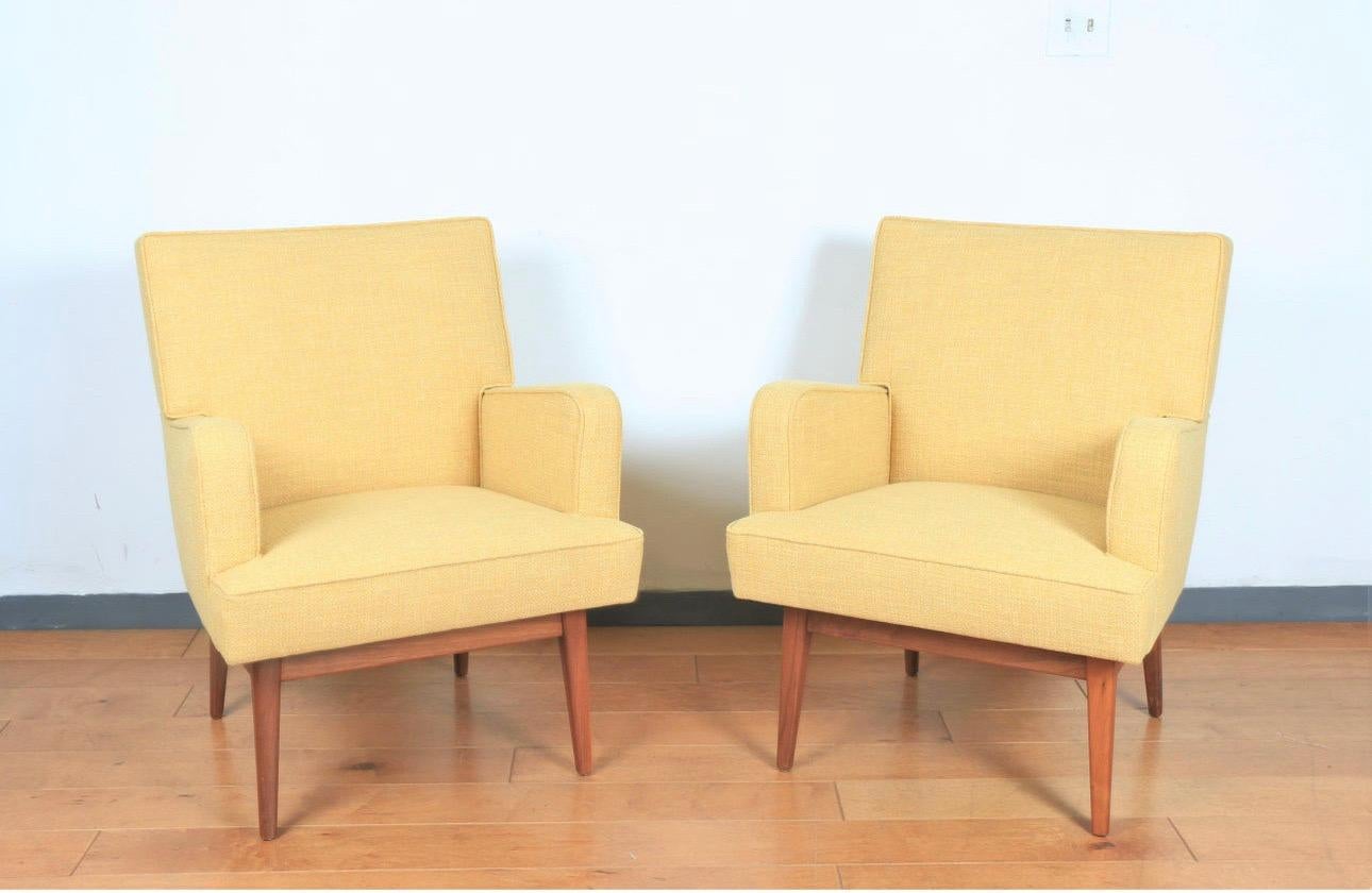 Unknown Jens Risom Pair of Yellow Arm Chairs For Sale
