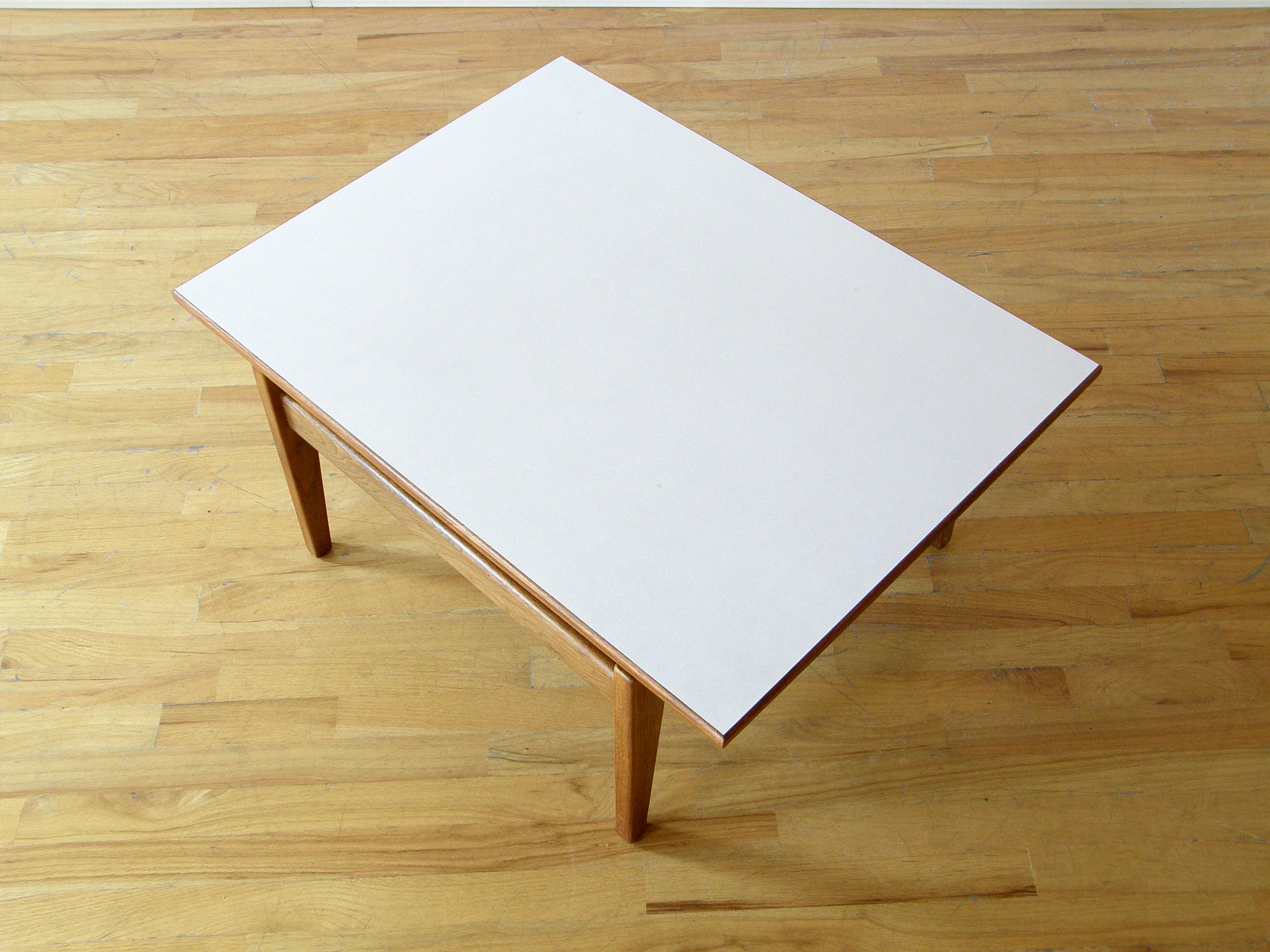 Oiled Jens Risom Rectangular Side Table with Walnut Base and White Laminate Top For Sale