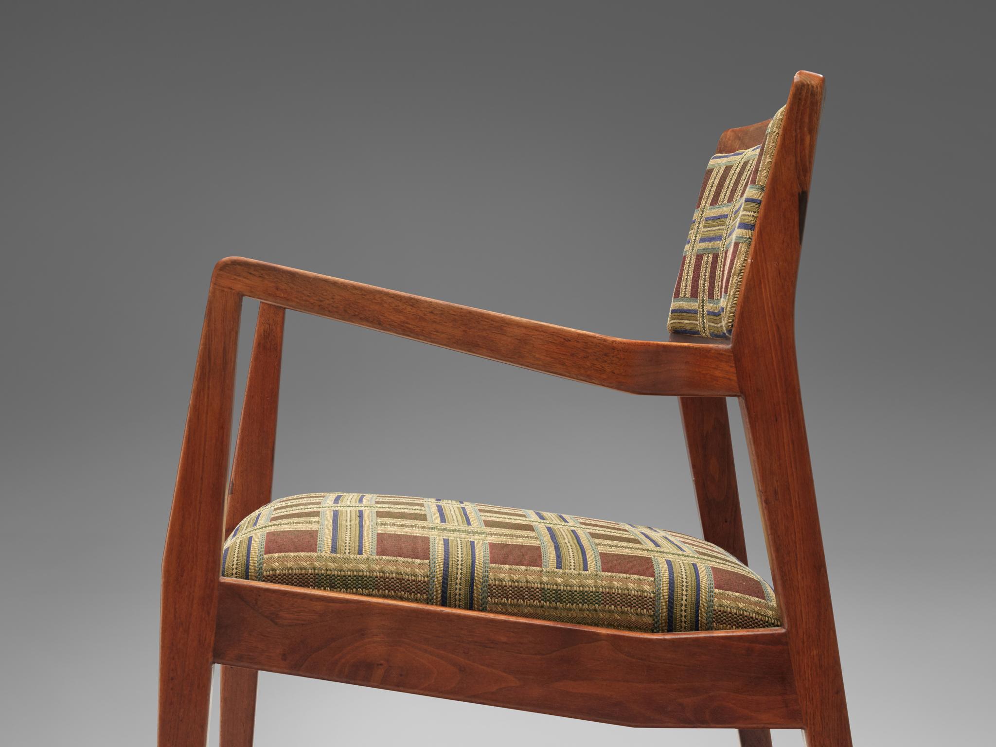 Jens Risom Set of Four 'Playboy' Dining Chairs in Walnut 1