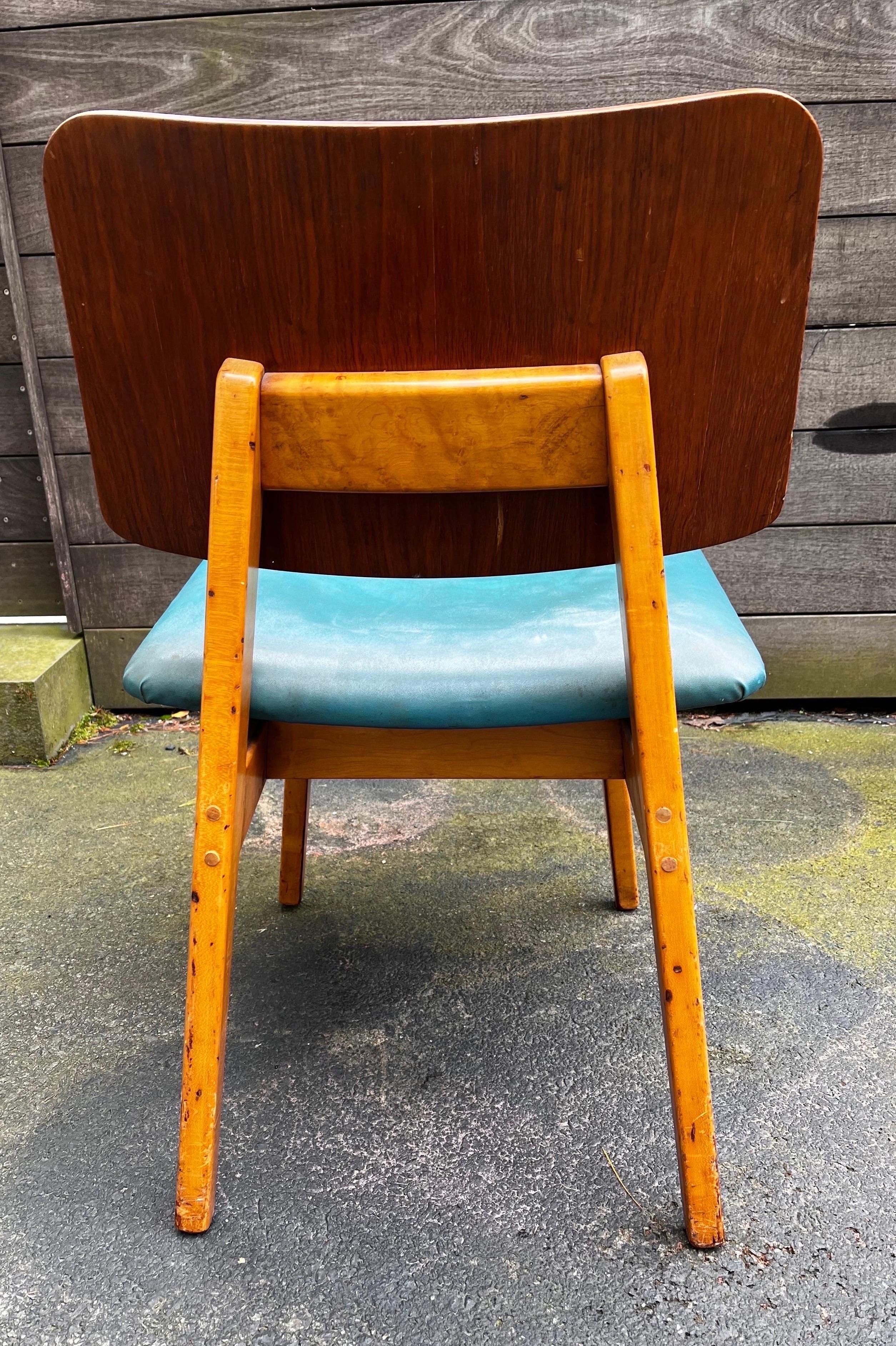Mid-Century Modern Jens Risom Side Chair in original condition, c. 1940