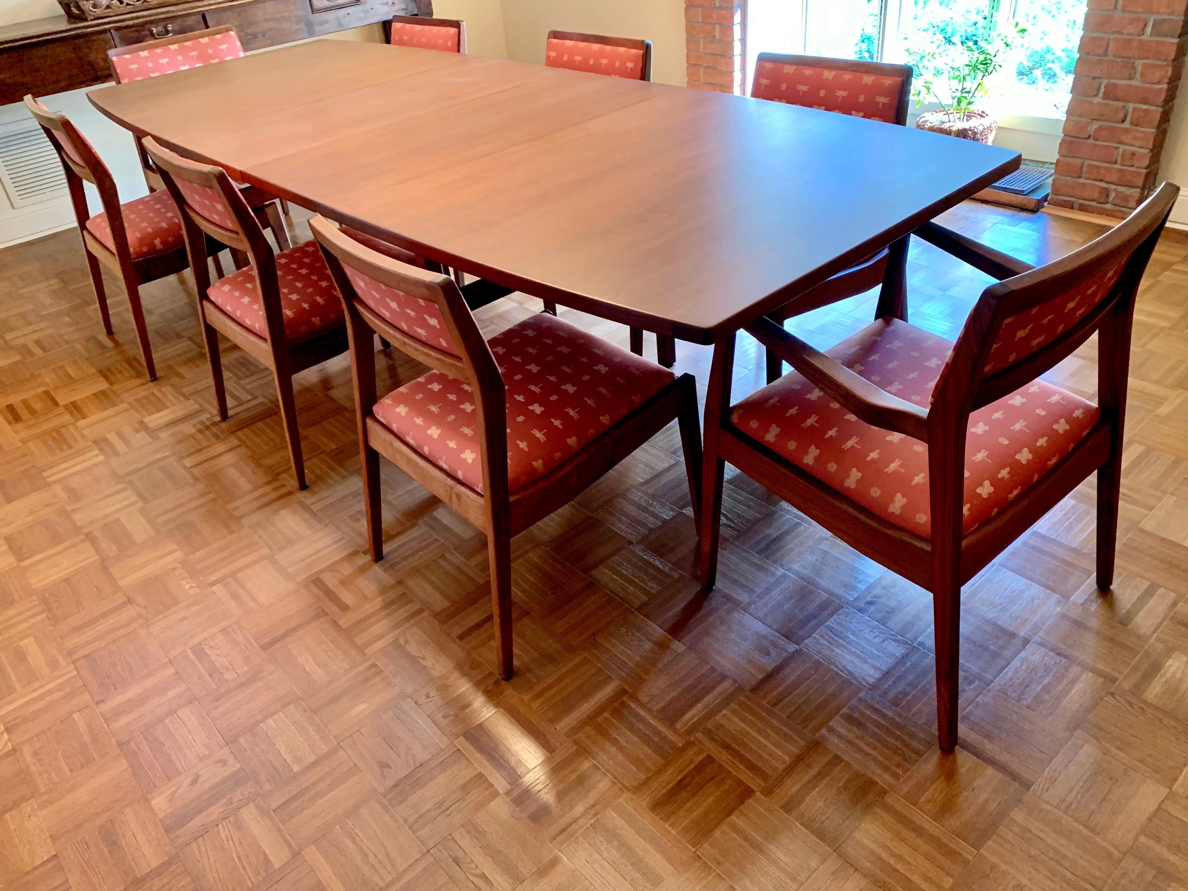 Mid-Century Modern Jens Risom Signed Walnut Dining Room Set, Table and Matching Eight Chairs