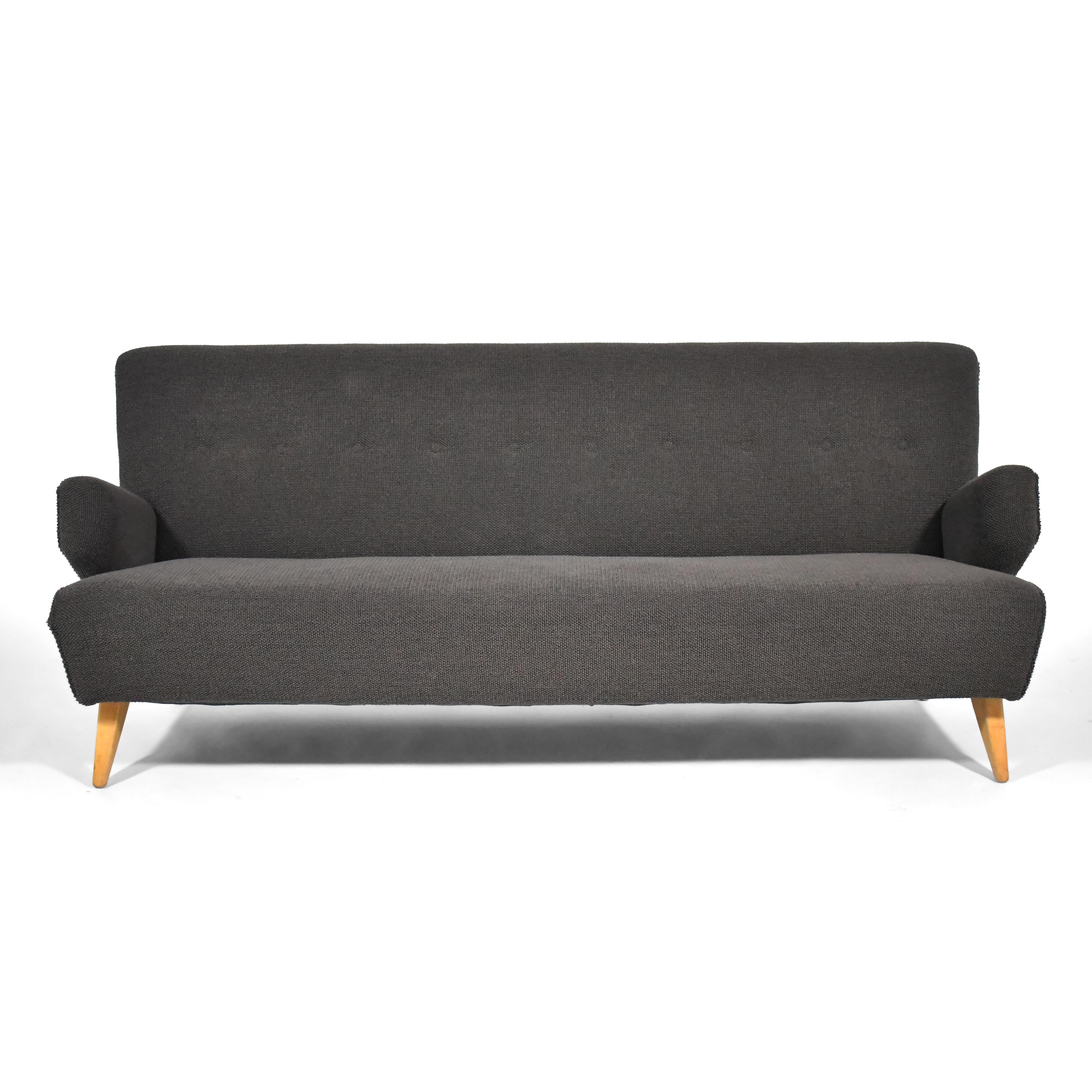 Mid-Century Modern Jens Risom Sofa by Knoll For Sale