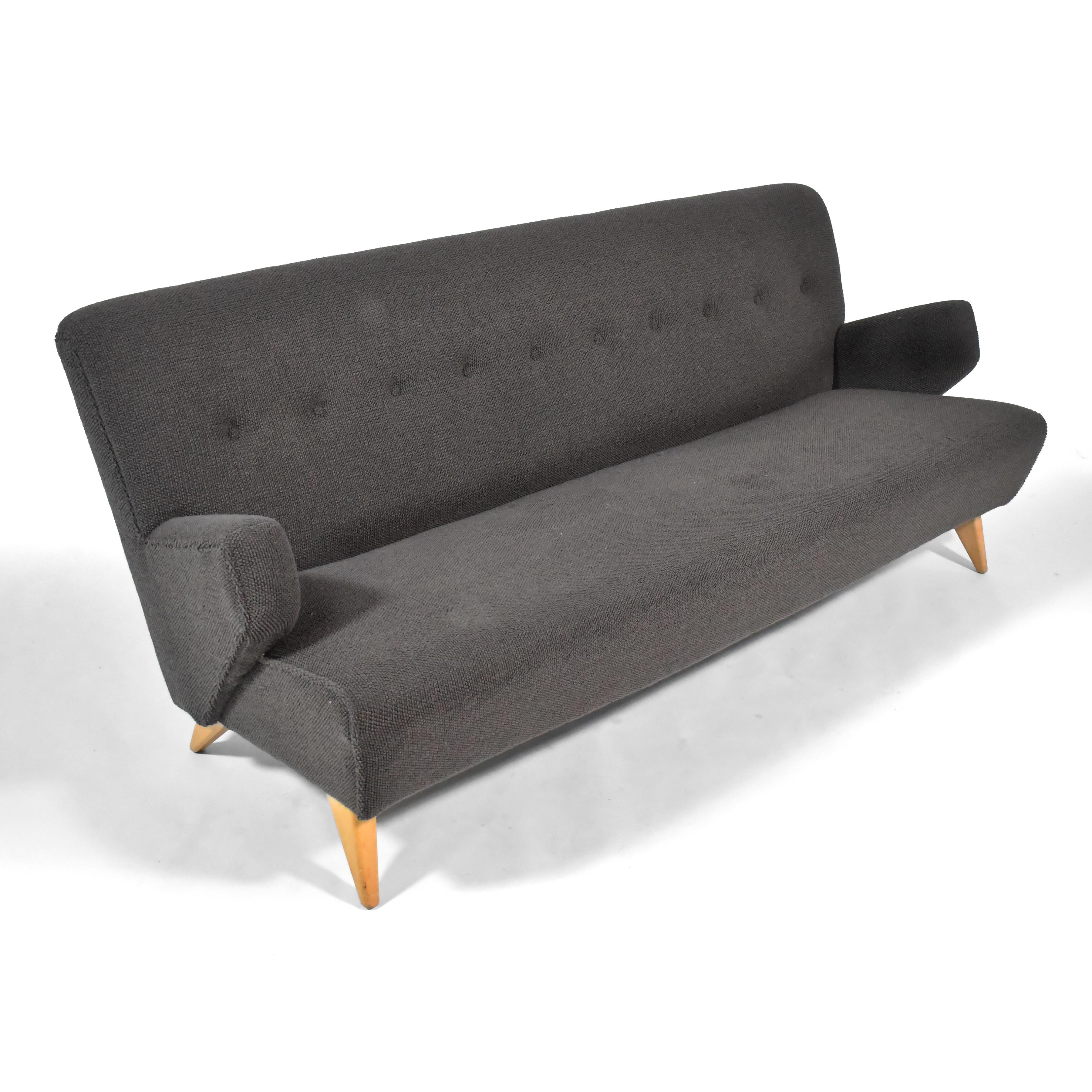 Jens Risom Sofa by Knoll For Sale 1