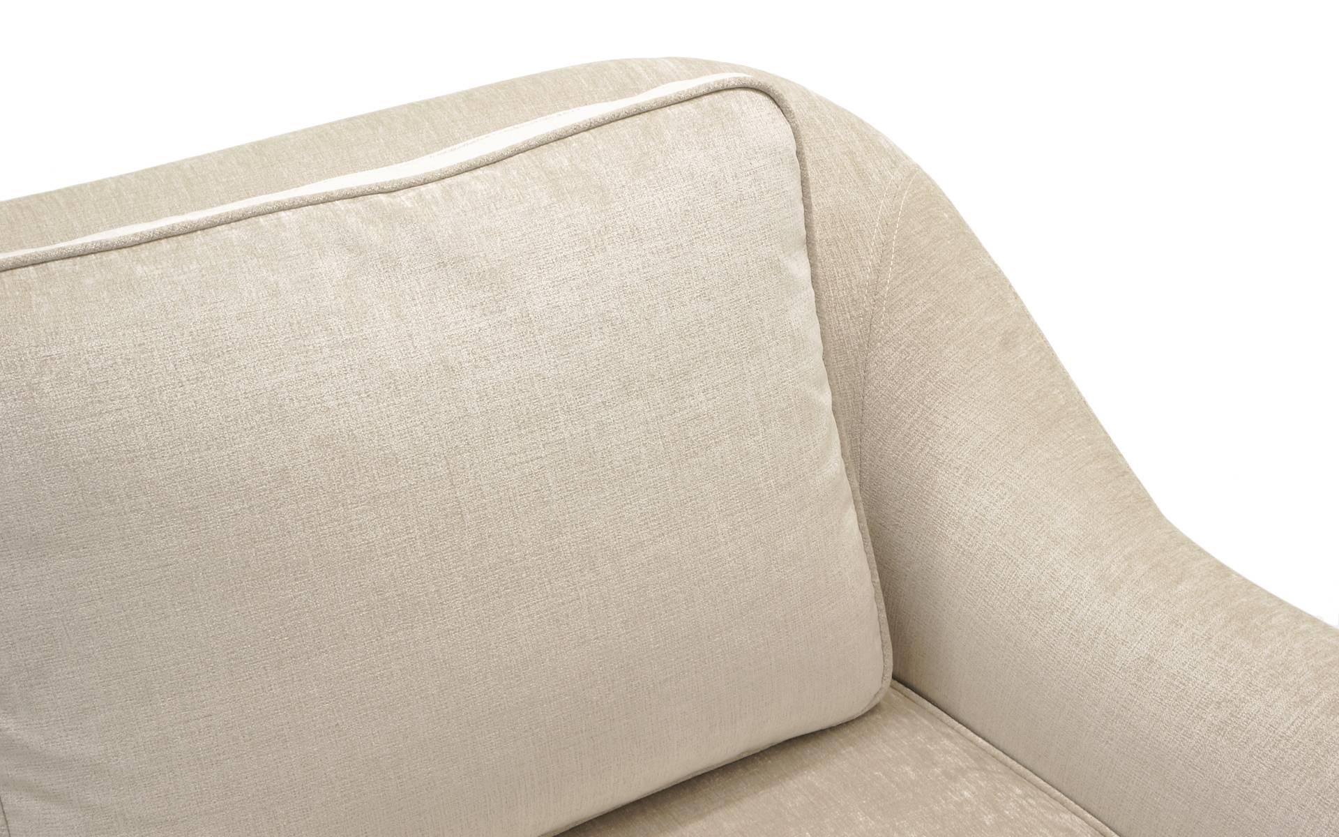 American Jens Risom Sofa, Expertly Restored, Modern, Very Comfortable